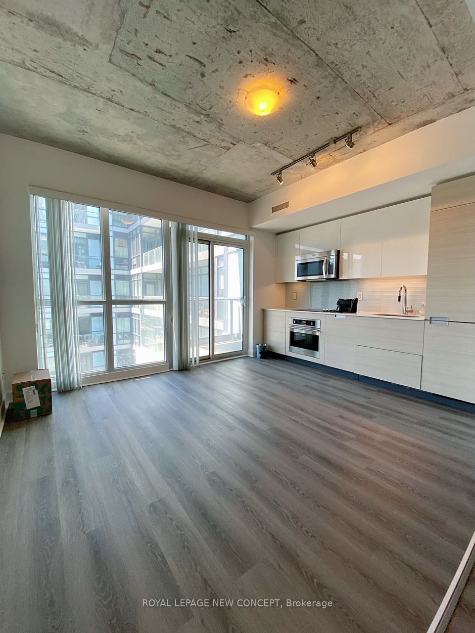 210 Simcoe Street, #2310