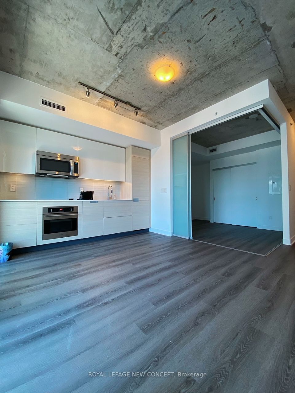 210 Simcoe Street, #2310