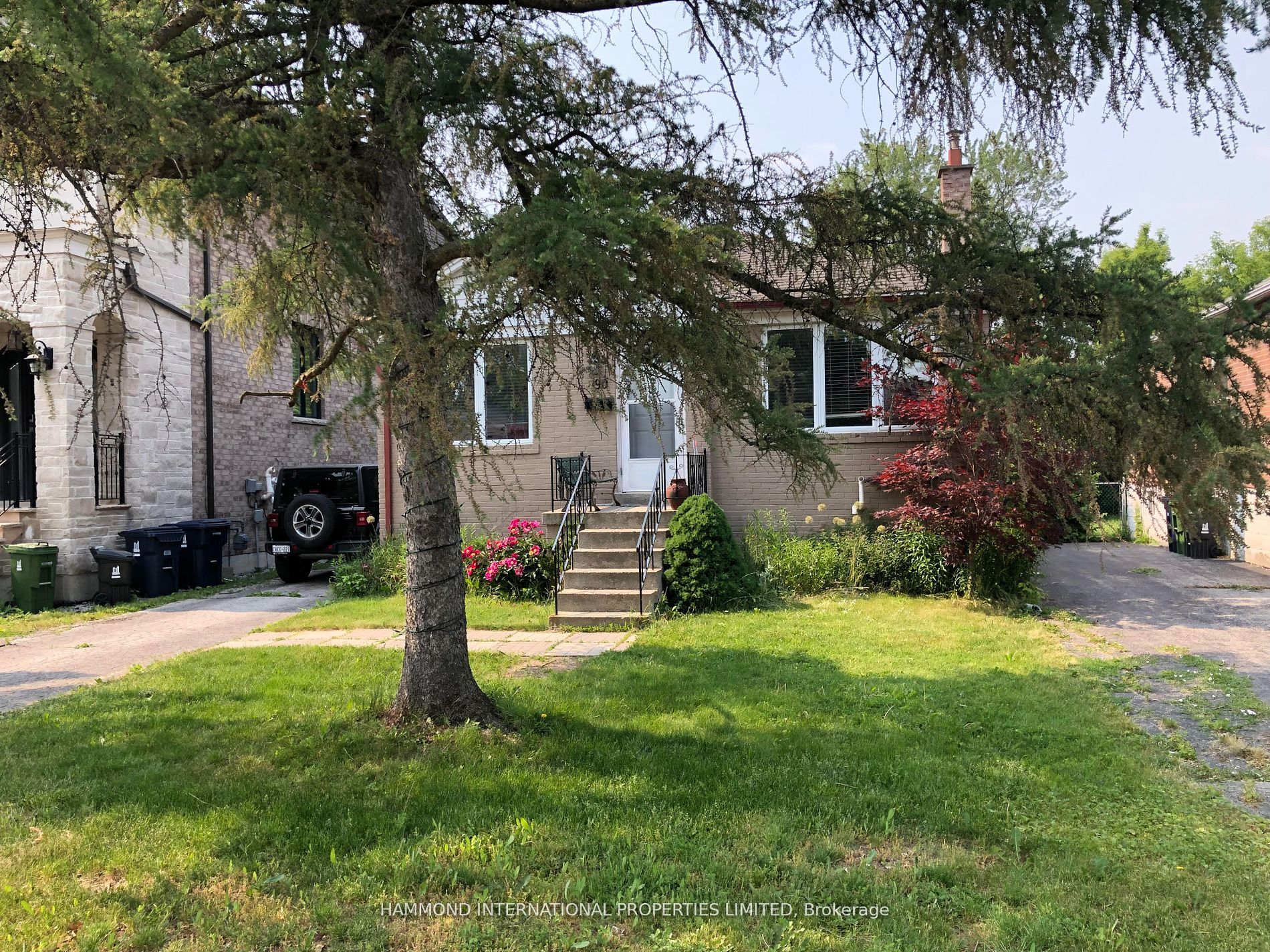 190 Patricia Avenue