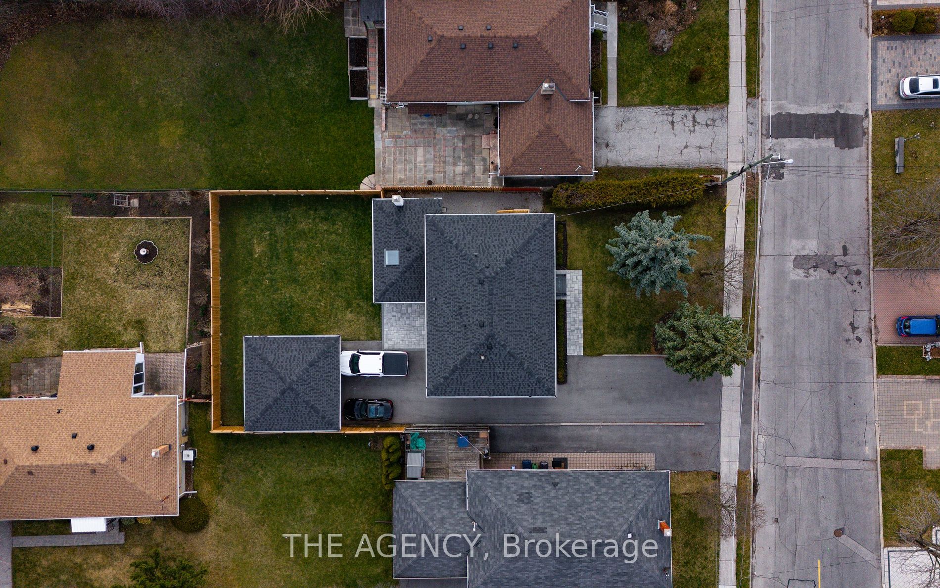 95 Risebrough Ave