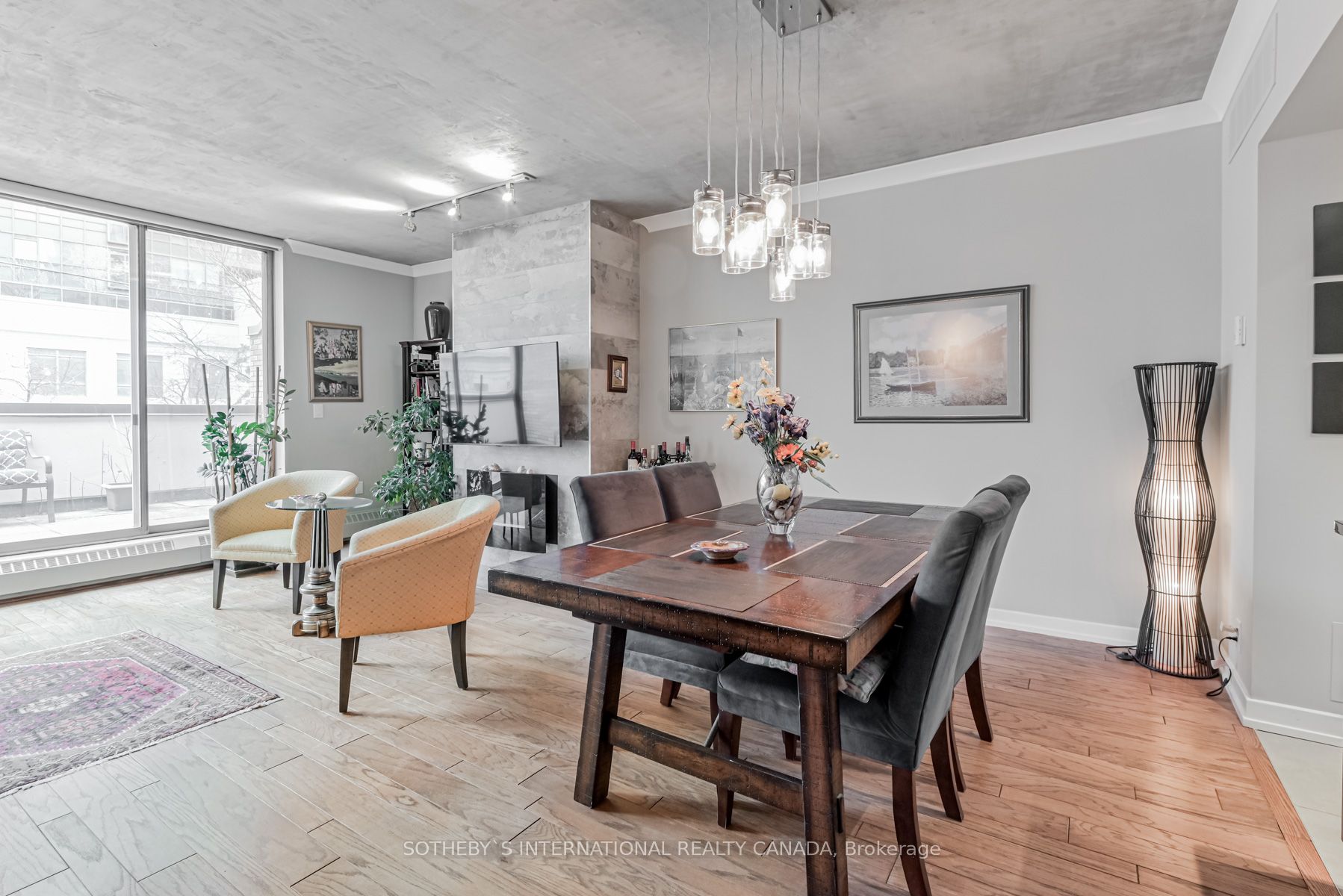 3 Duplex Avenue, #108