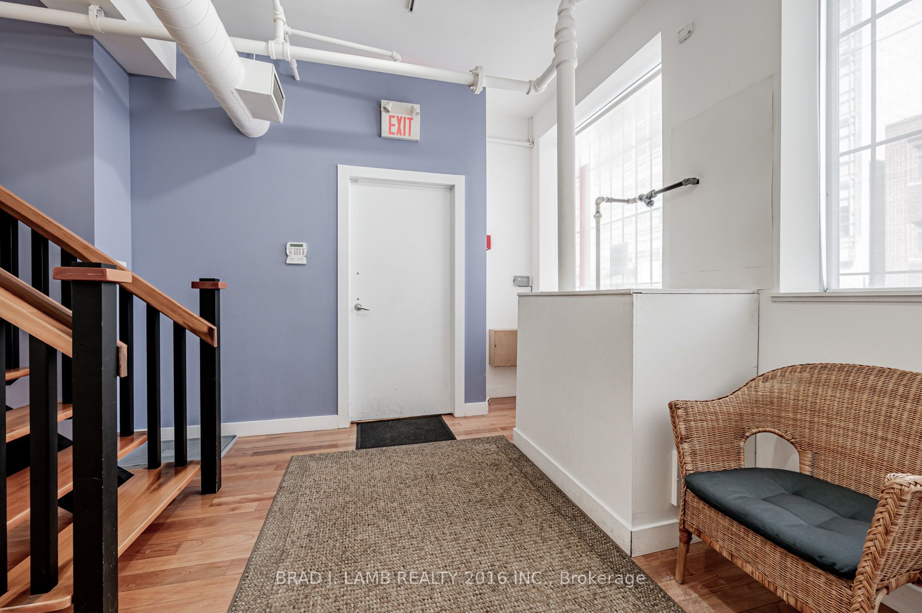 35 Camden St