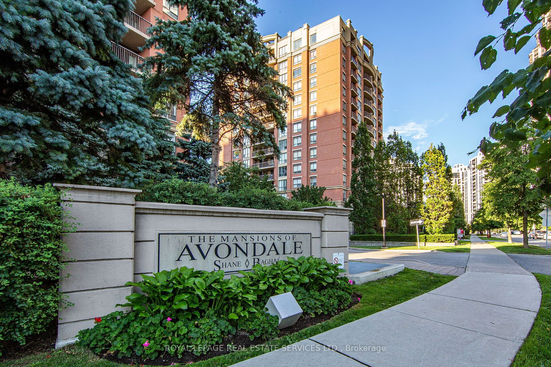 55 Harrison Garden Boulevard #808