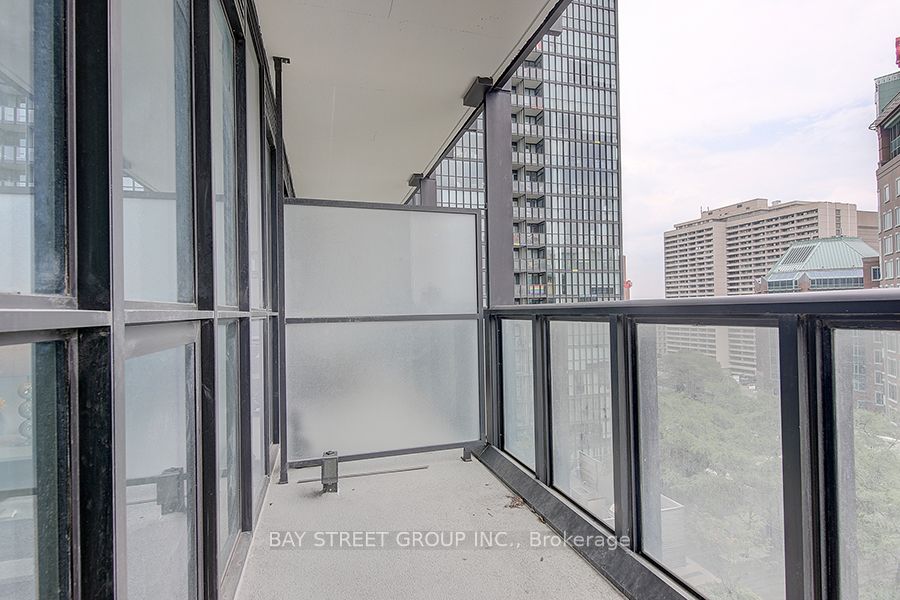 101 Charles Street E, #1101