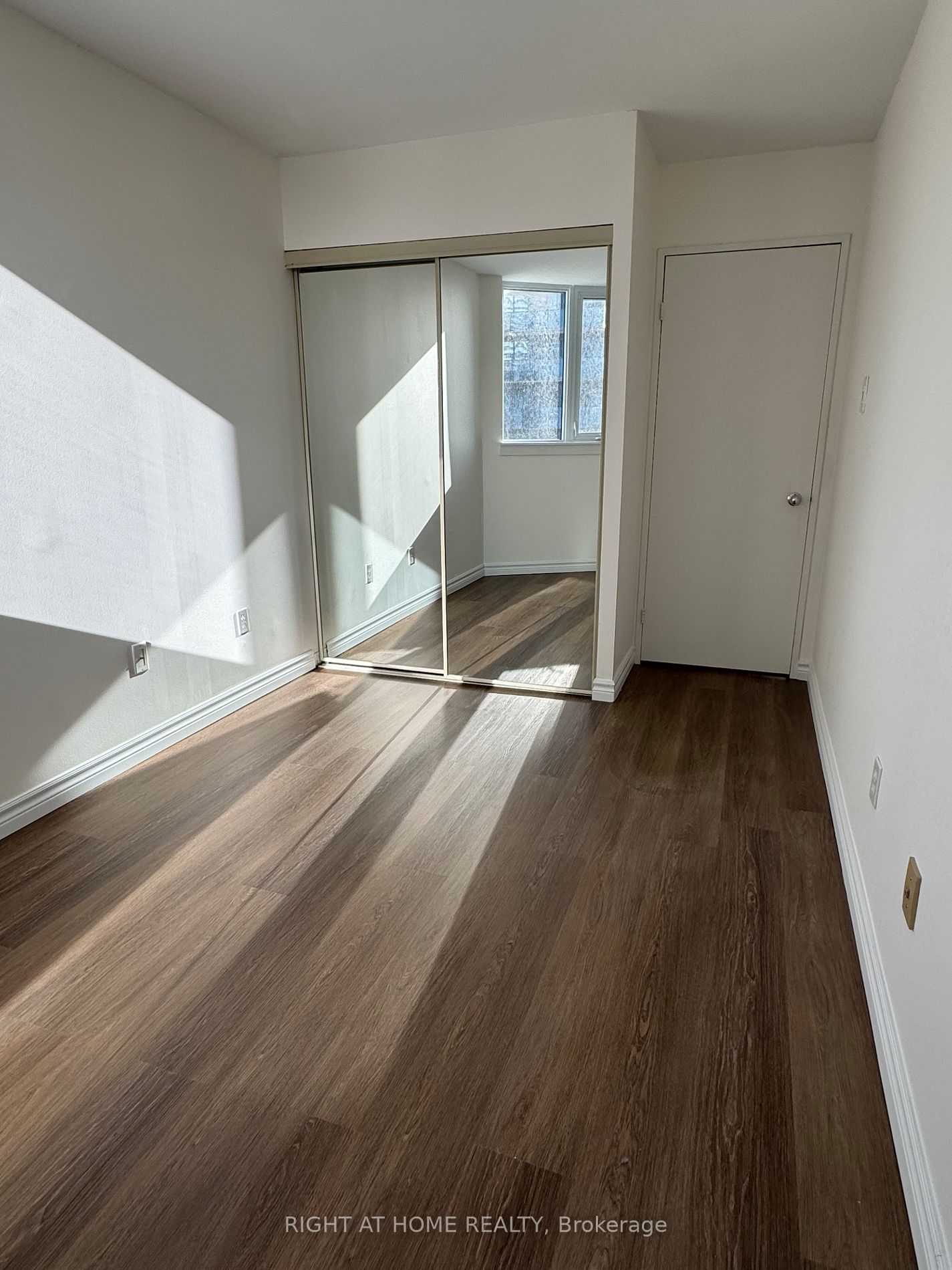 1055 Bay Street, #2012