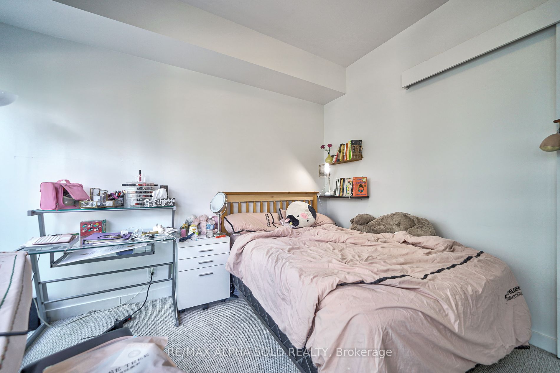 12 York St, #707