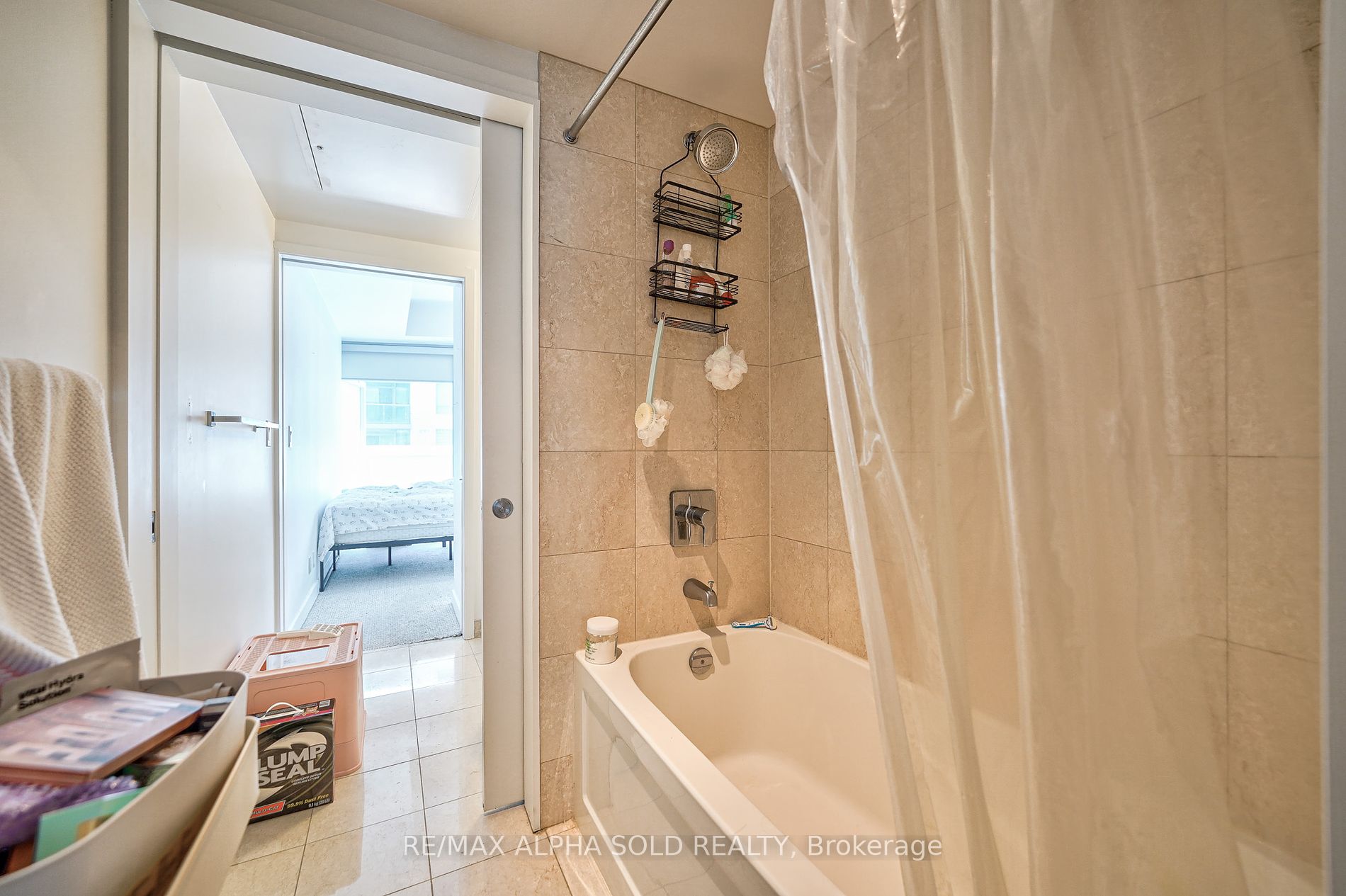 12 York St, #707