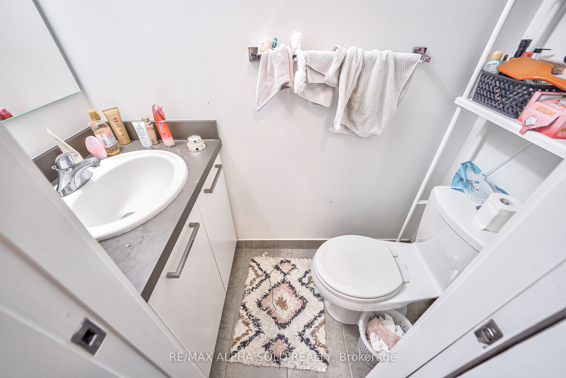 12 York St, #707