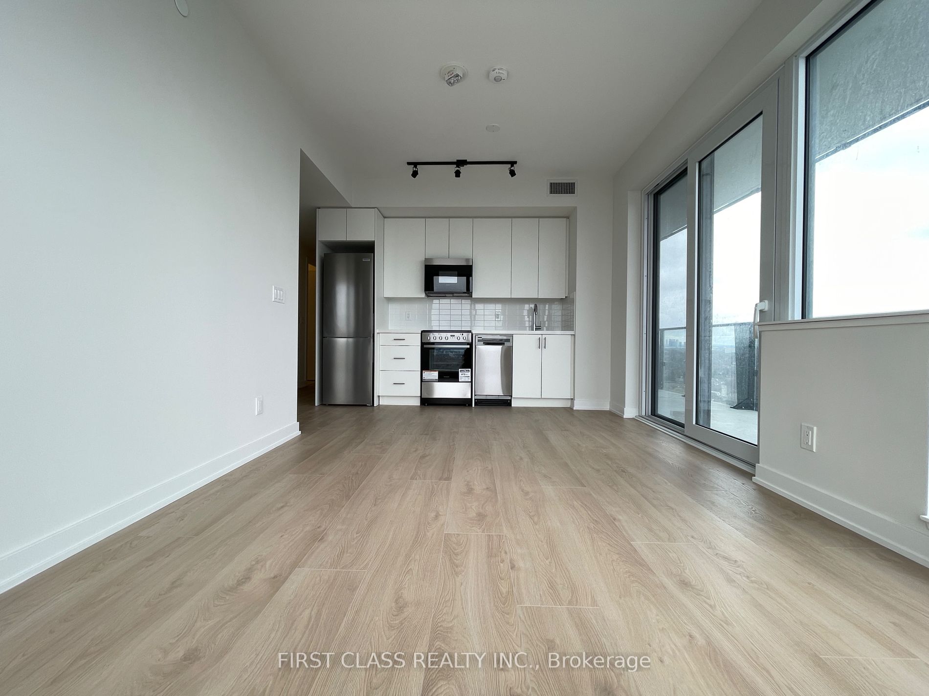 15 Ellerslie Ave, #2210