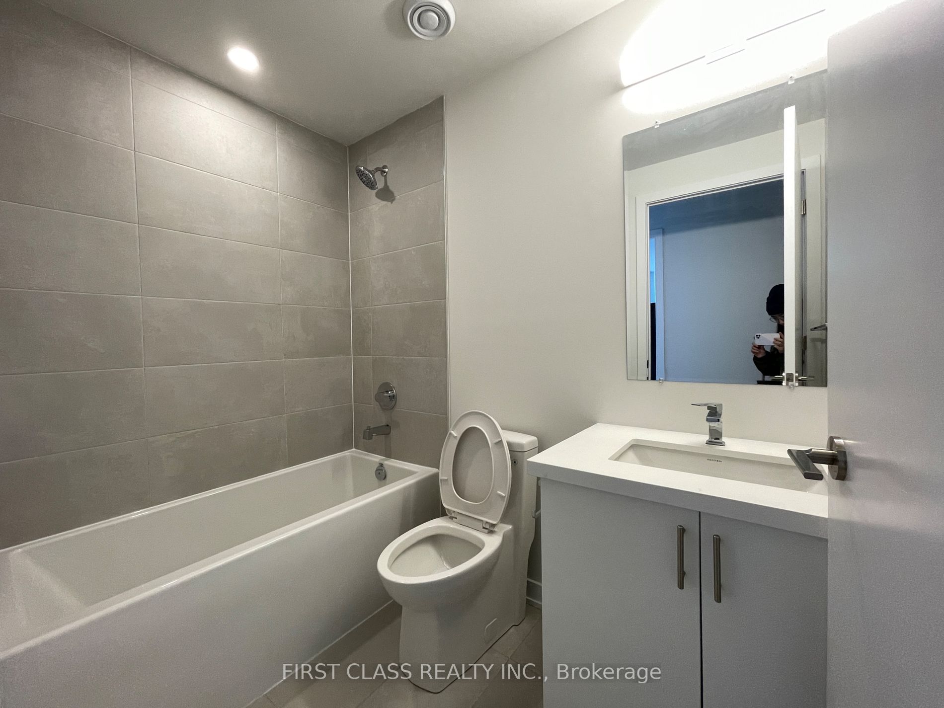 15 Ellerslie Ave, #2210