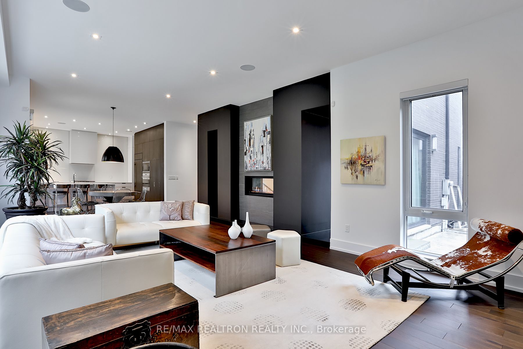 3 Valliere Place