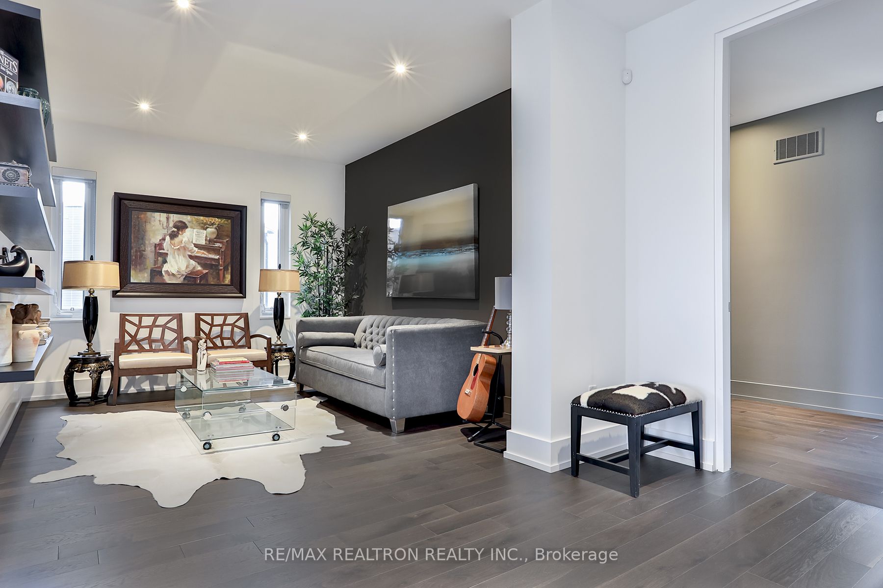 3 Valliere Place