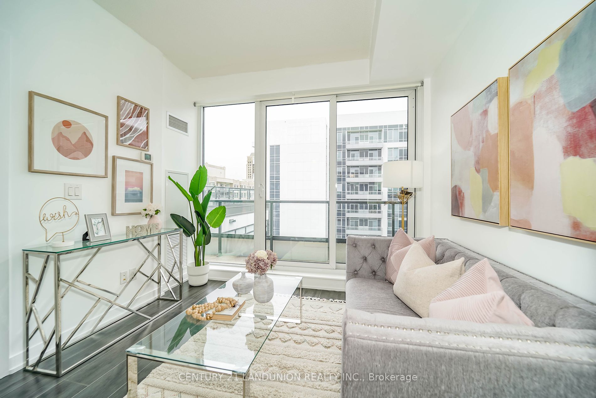 18 Rean Dr, #711
