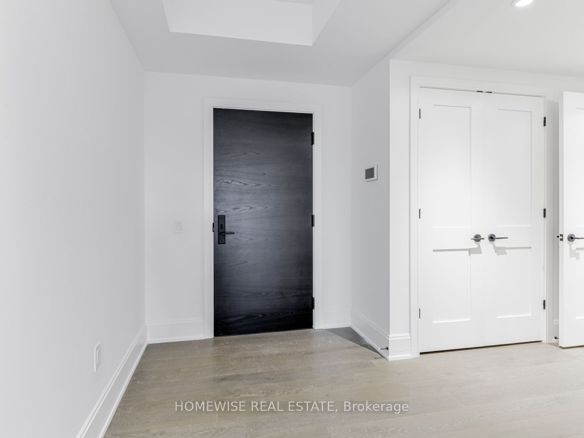 355 Bedford Park Avenue, #305