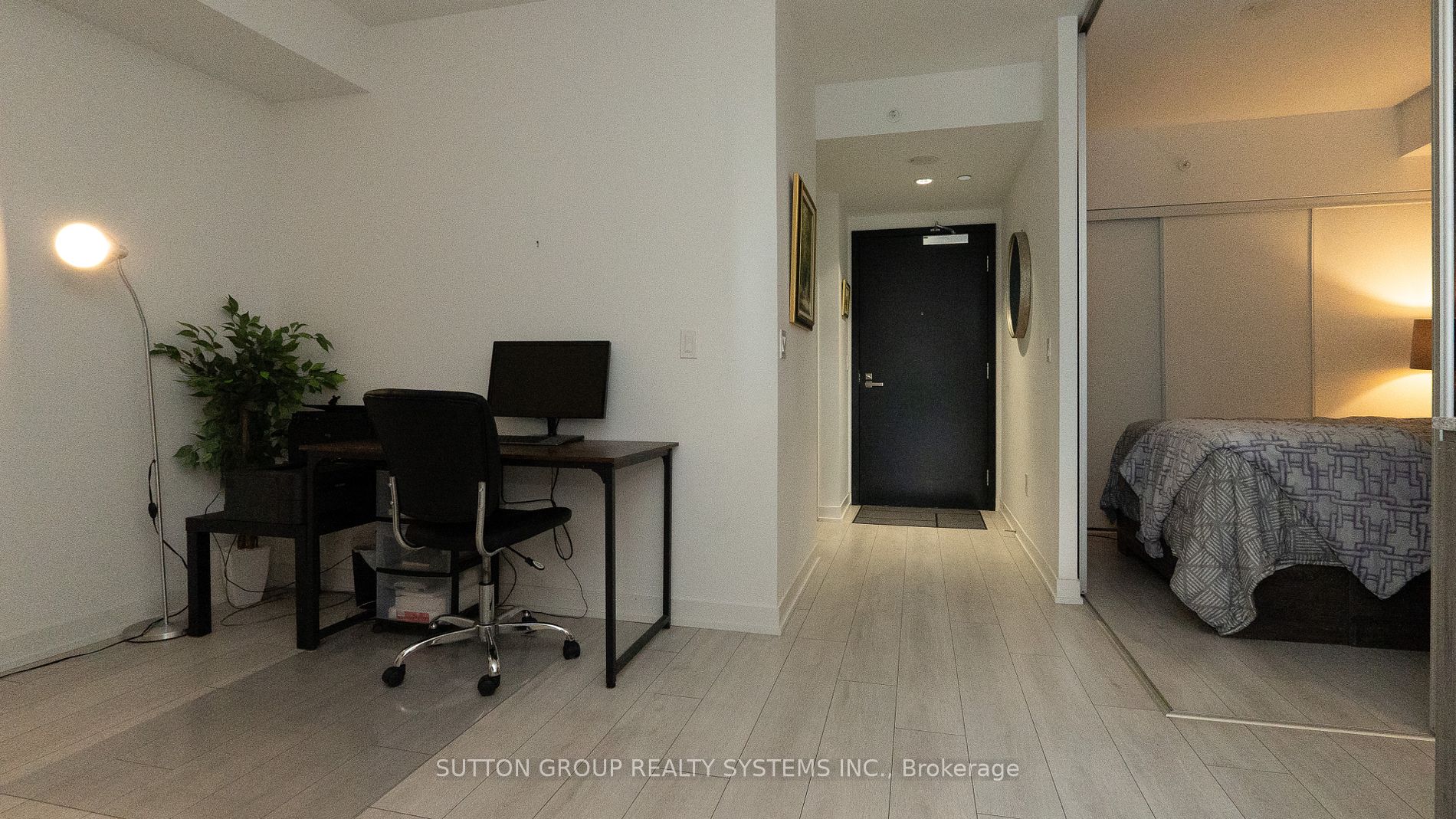 31 Tippett Rd, #459