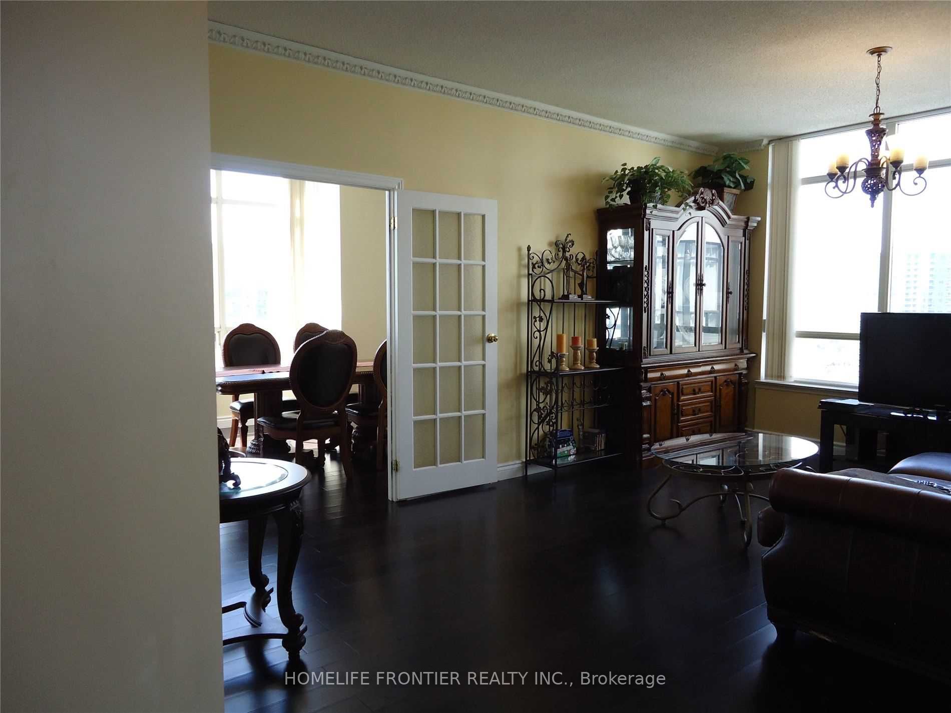 7 Bishop Avenue, #2401