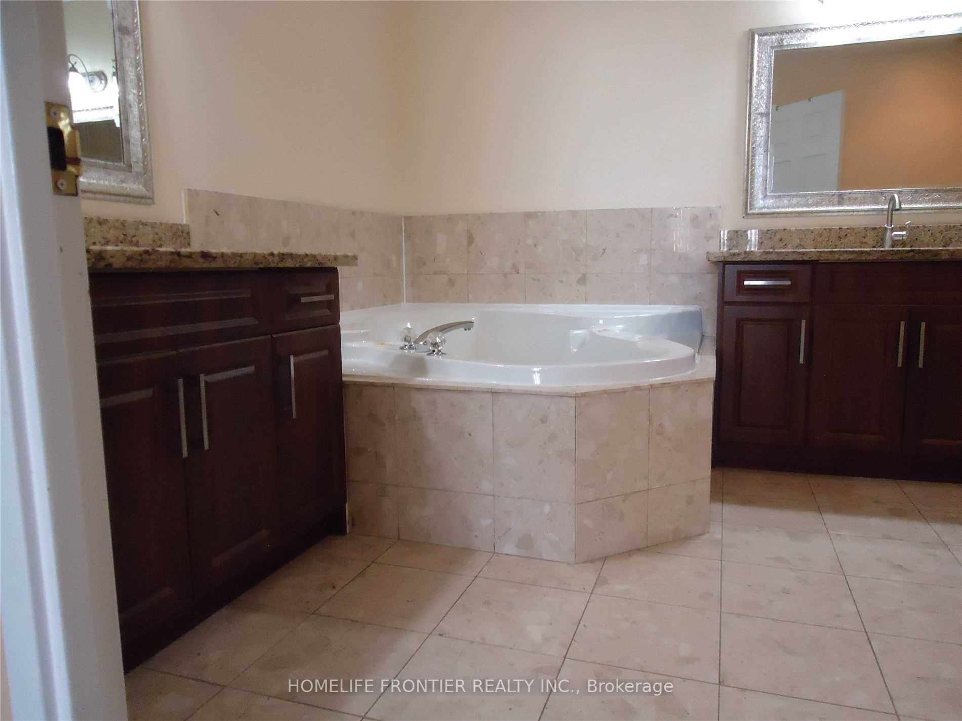 7 Bishop Avenue, #2401