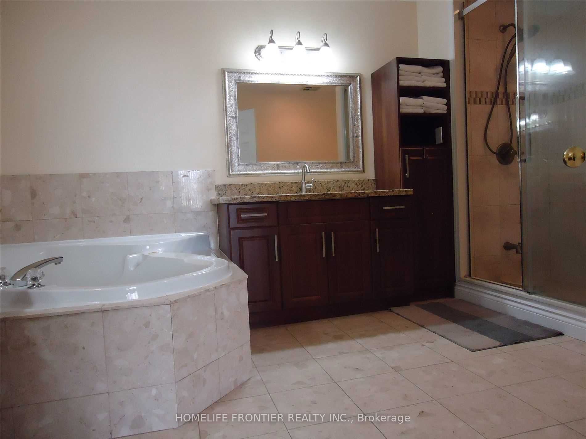 7 Bishop Avenue, #2401