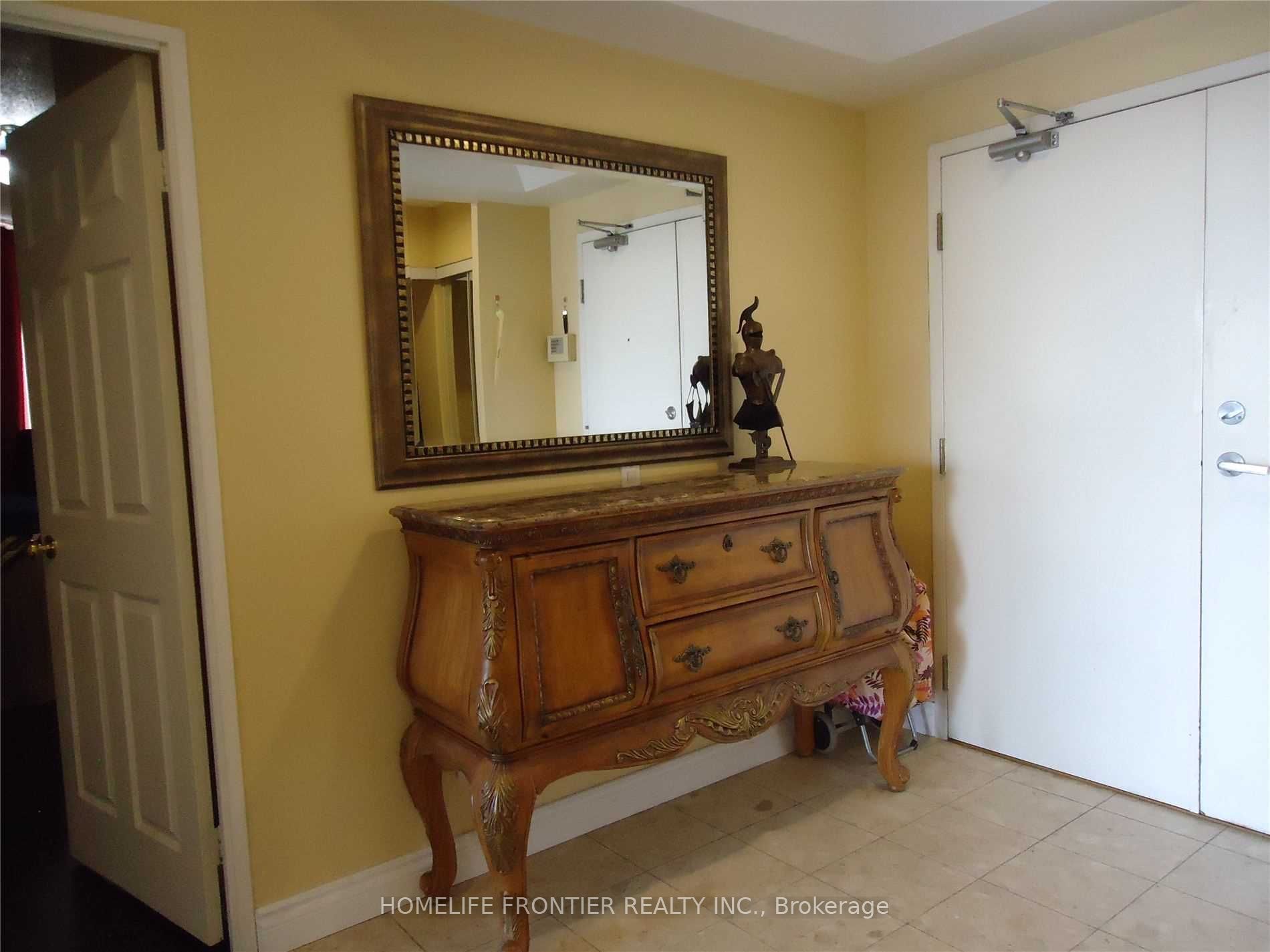 7 Bishop Avenue, #2401