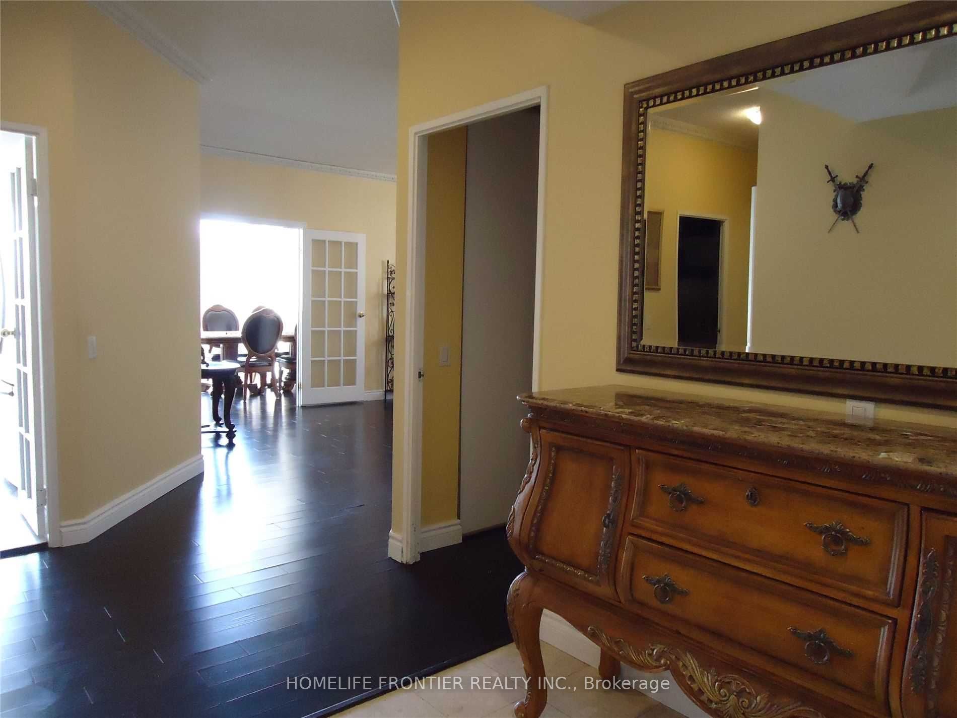 7 Bishop Avenue, #2401
