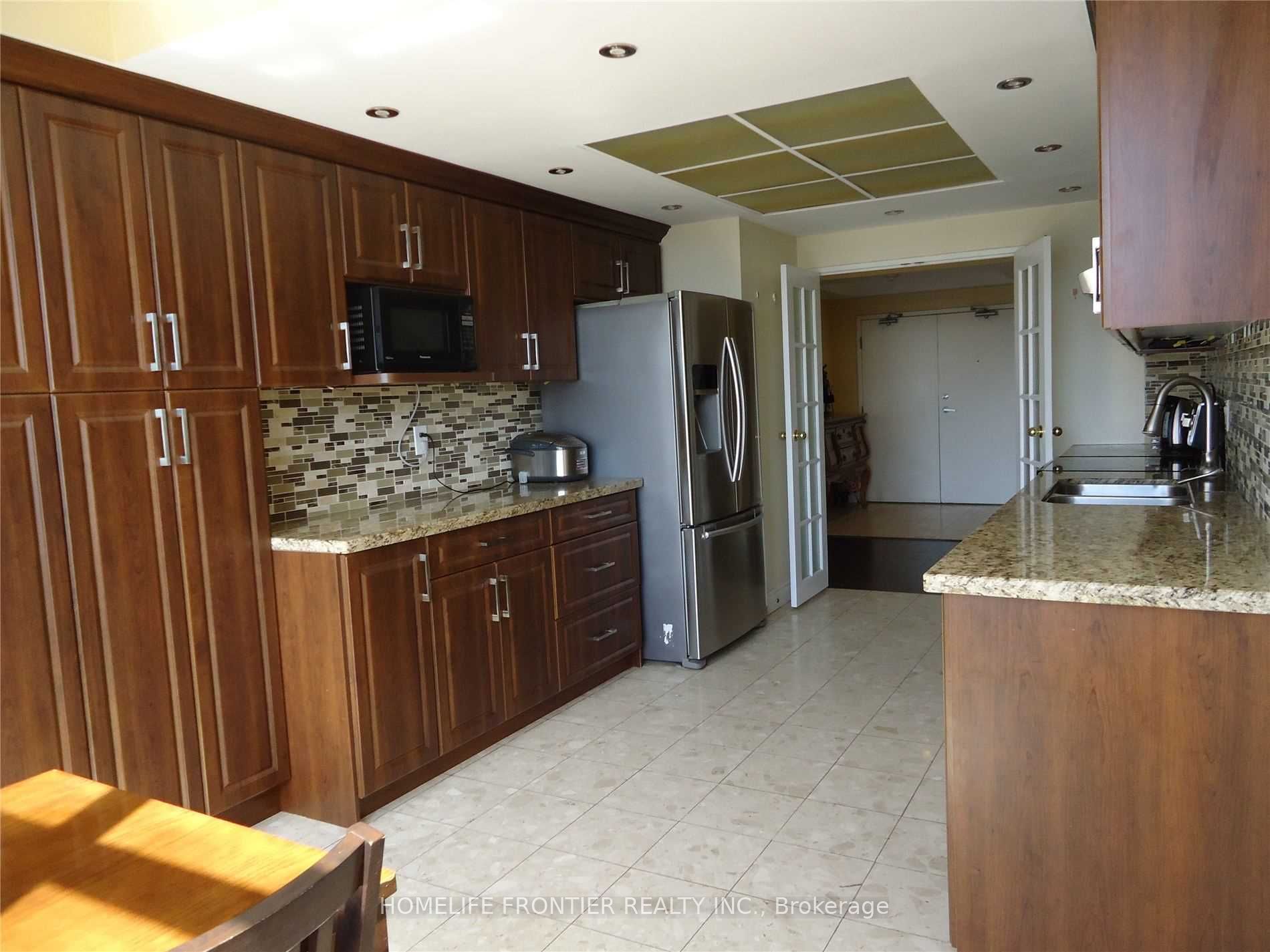 7 Bishop Avenue, #2401