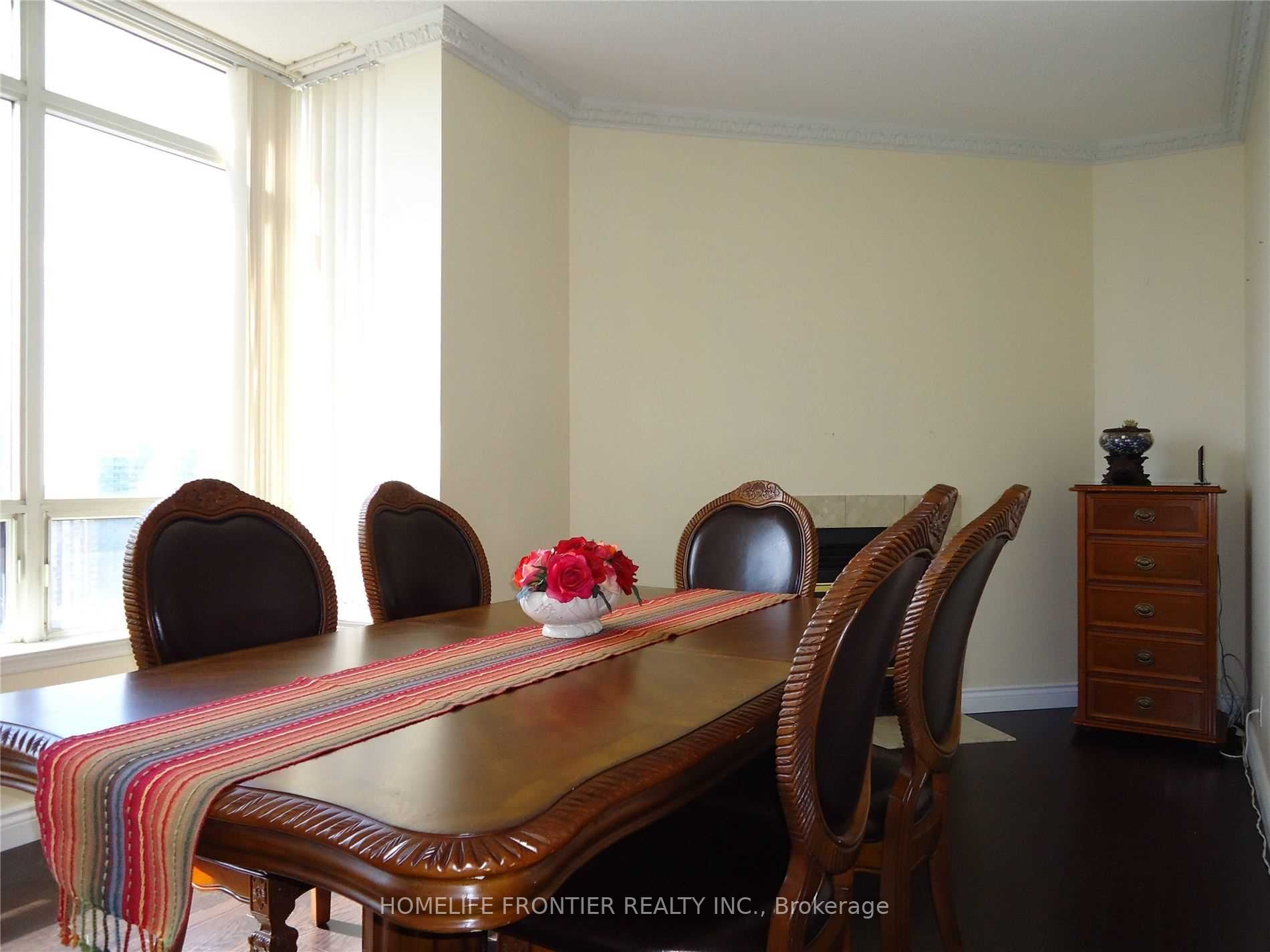 7 Bishop Avenue, #2401