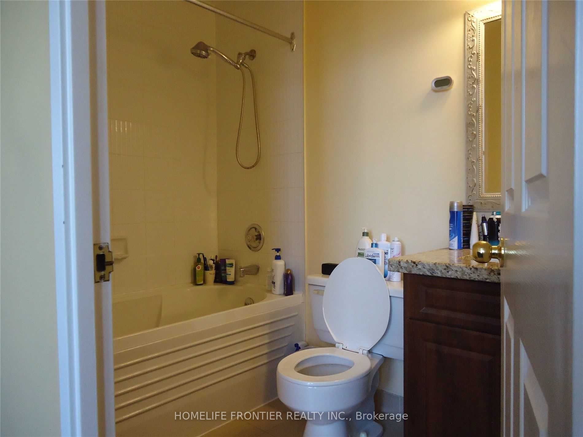 7 Bishop Avenue, #2401