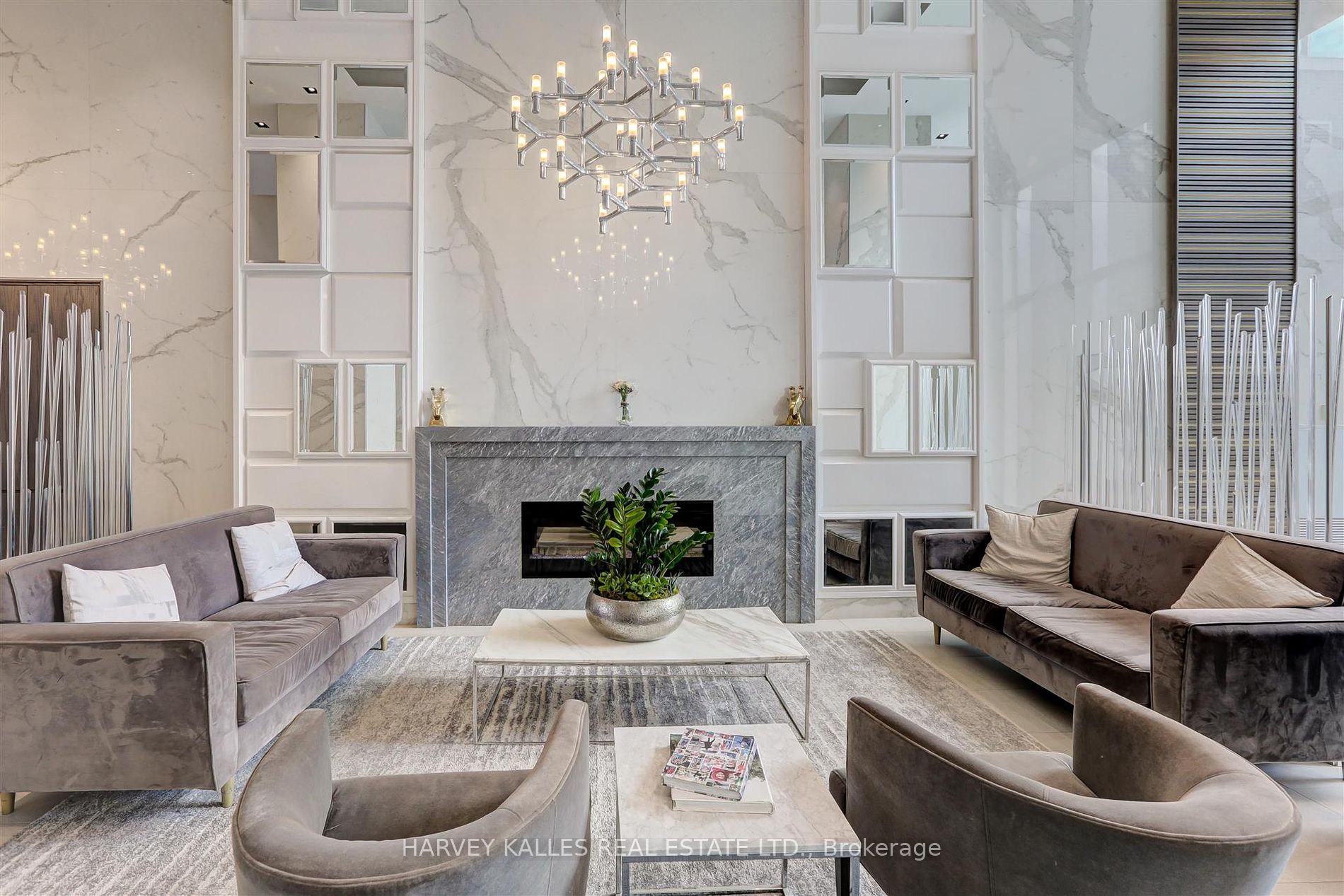 501 St Clair Ave W, #1905