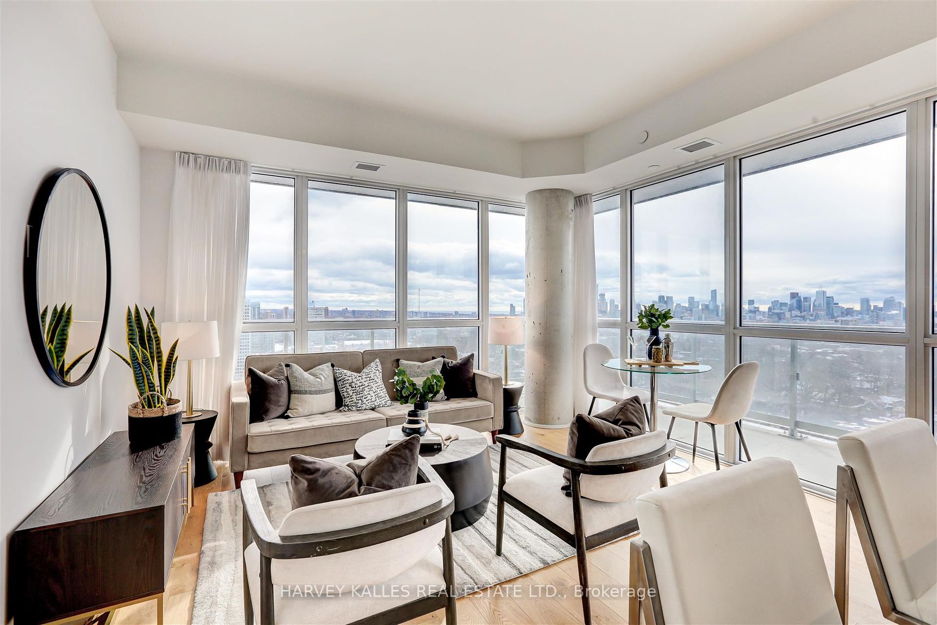 501 St Clair Ave W, #1905