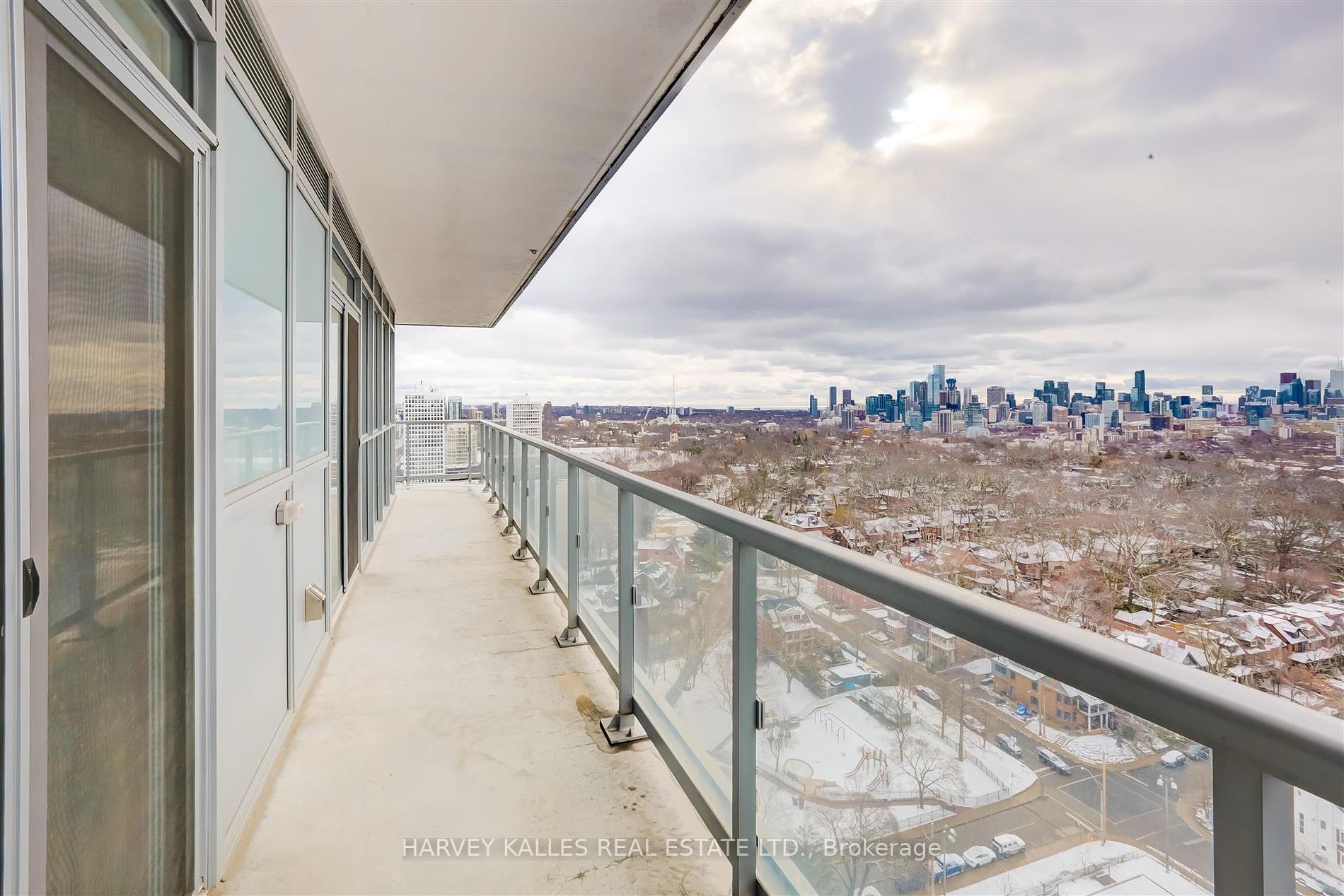 501 St Clair Ave W, #1905