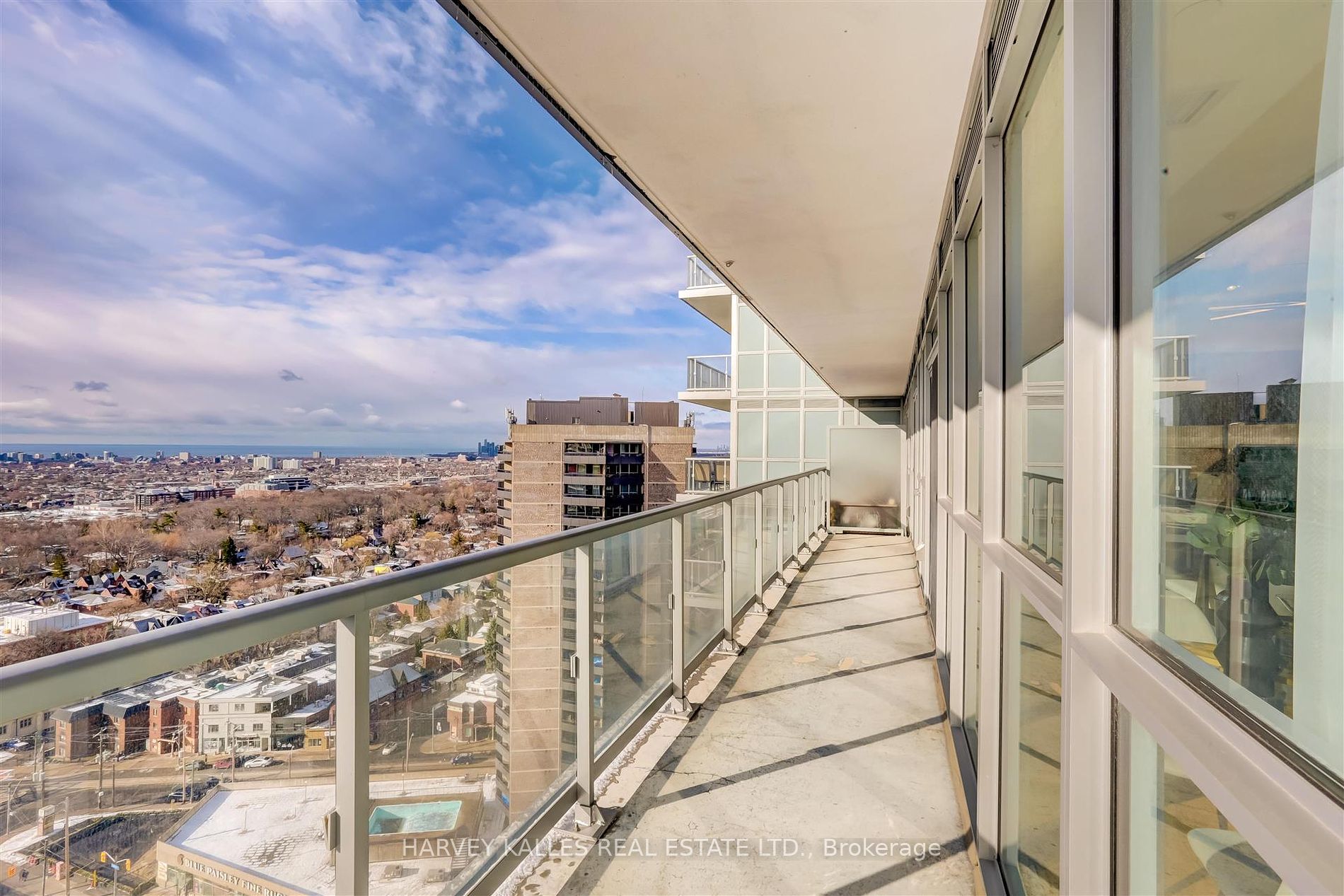 501 St Clair Ave W, #1905