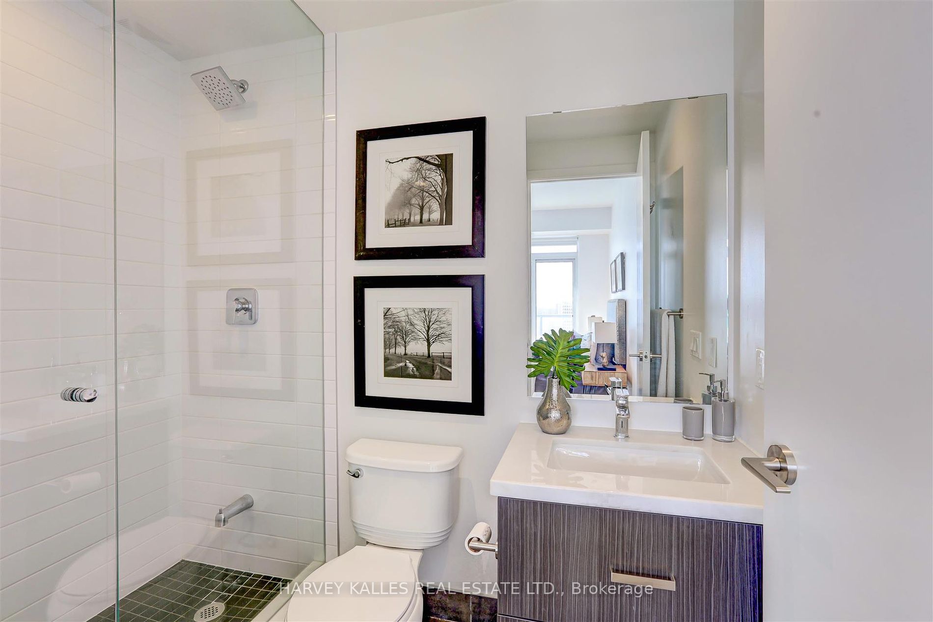 501 St Clair Ave W, #1905