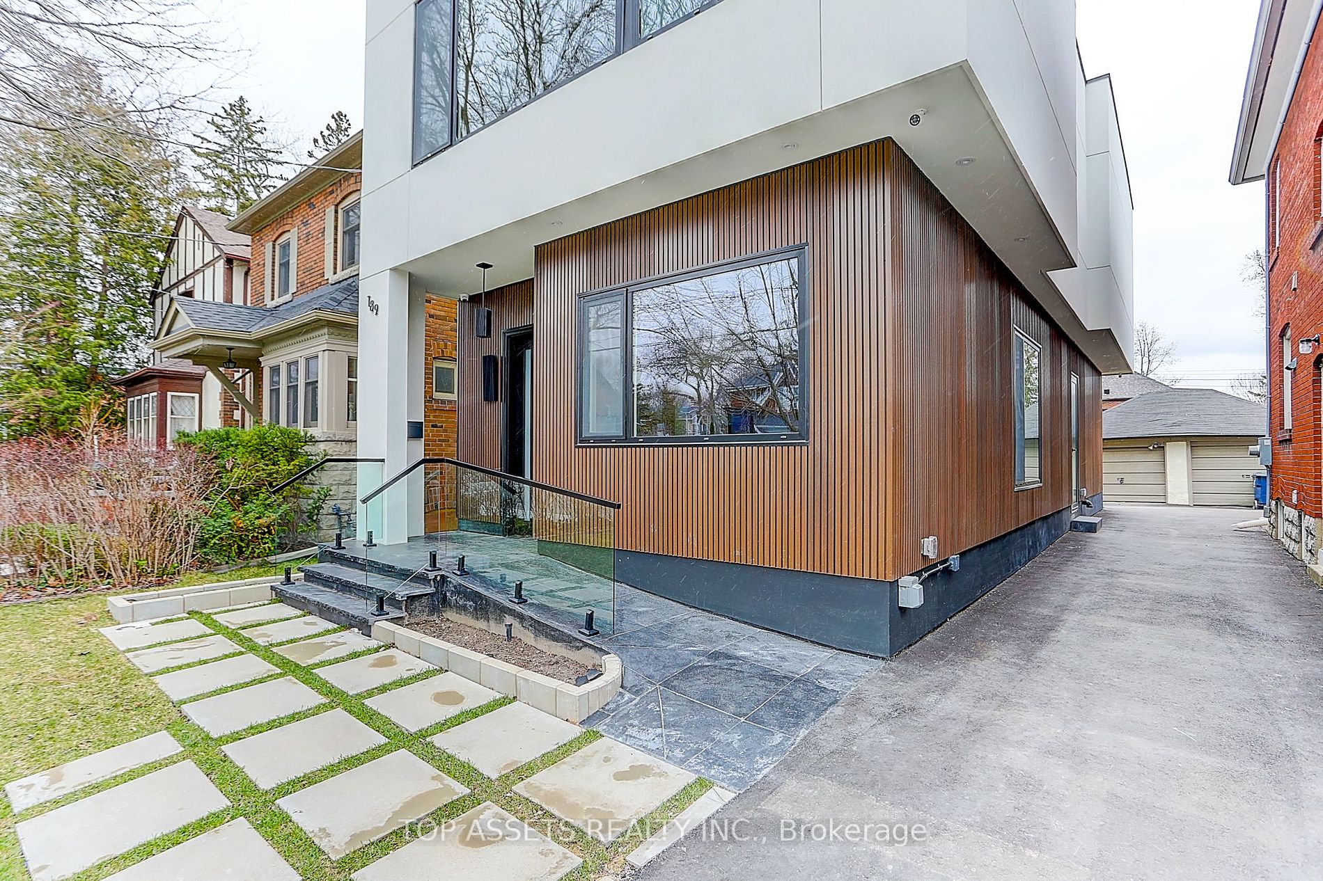 189 Wanless Avenue