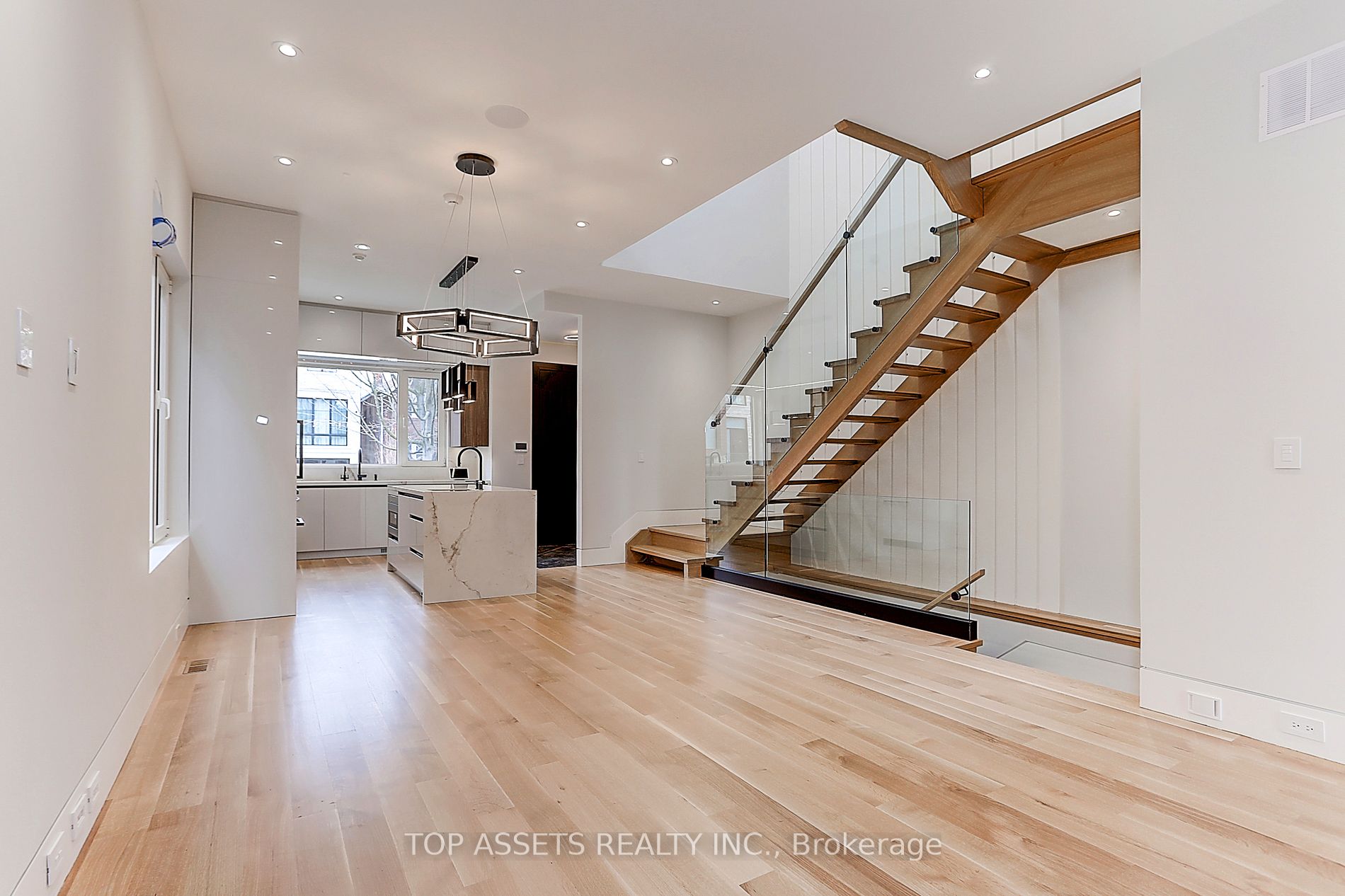 189 Wanless Avenue