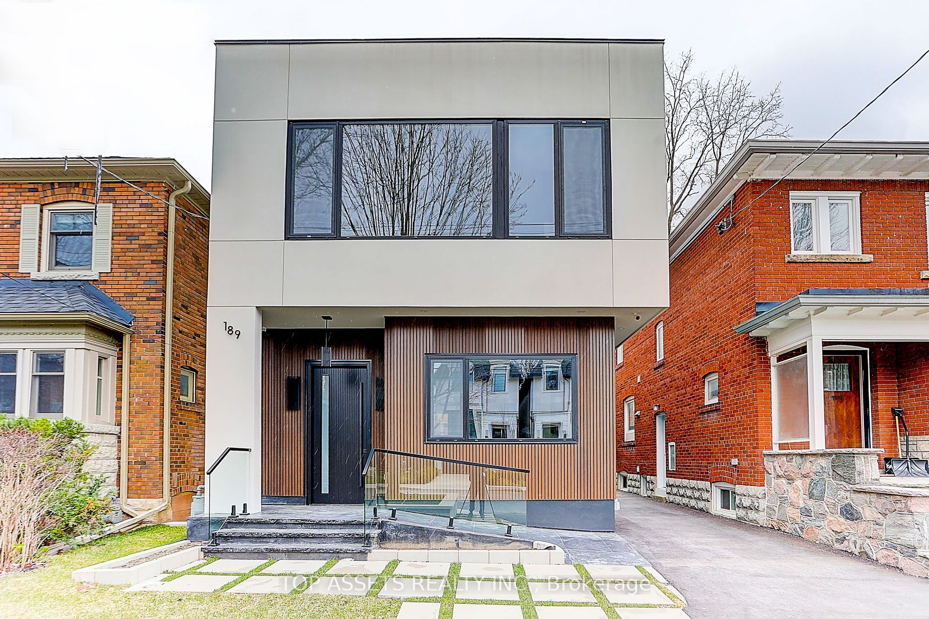 189 Wanless Avenue