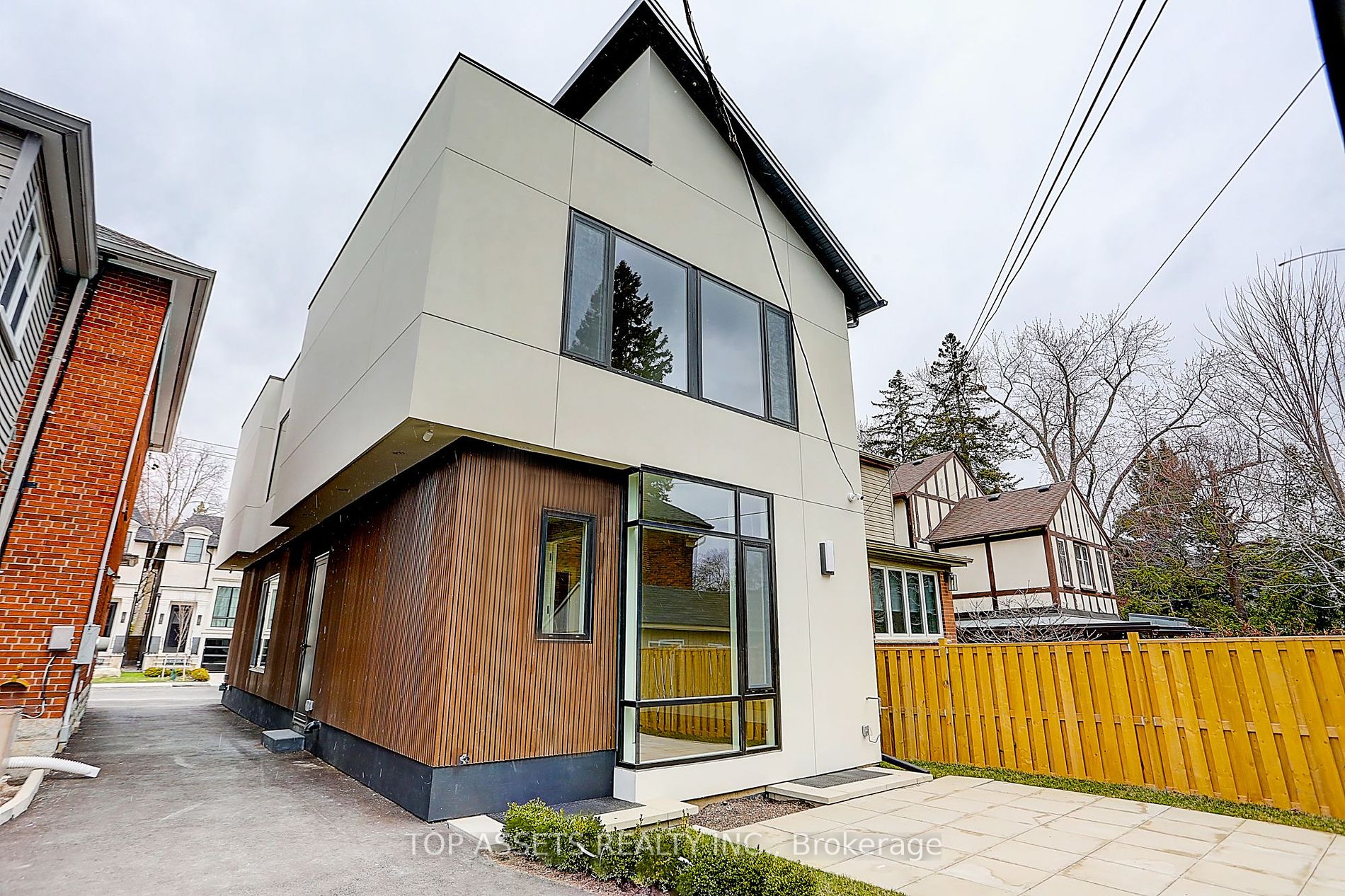 189 Wanless Avenue