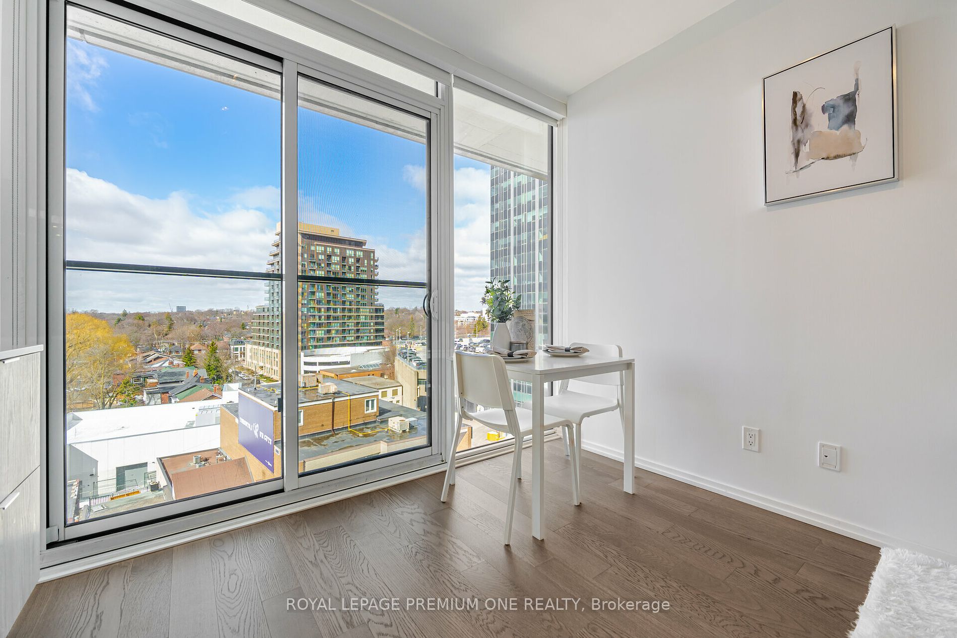 8 Hillsdale Avenue, #923