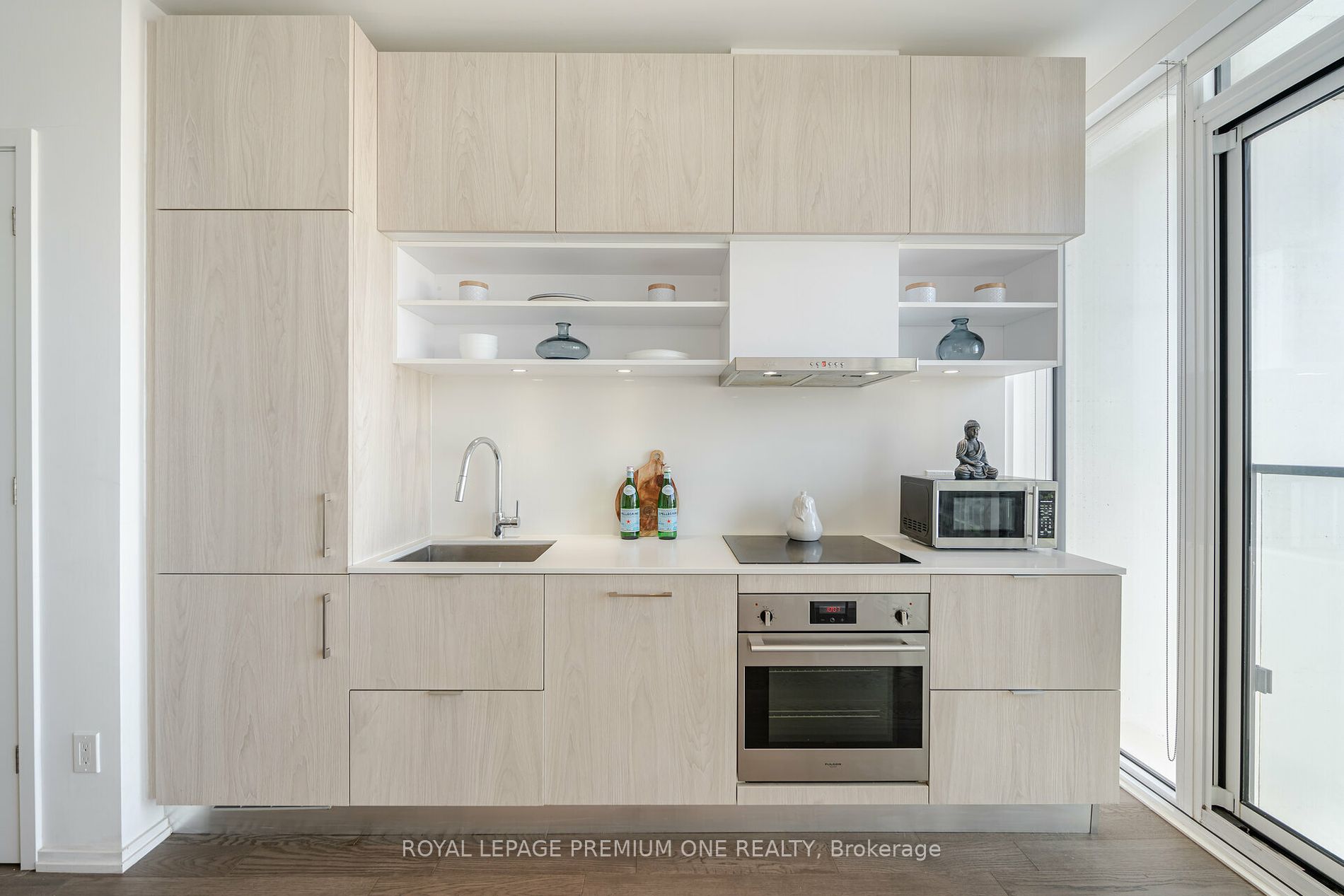 8 Hillsdale Avenue, #923
