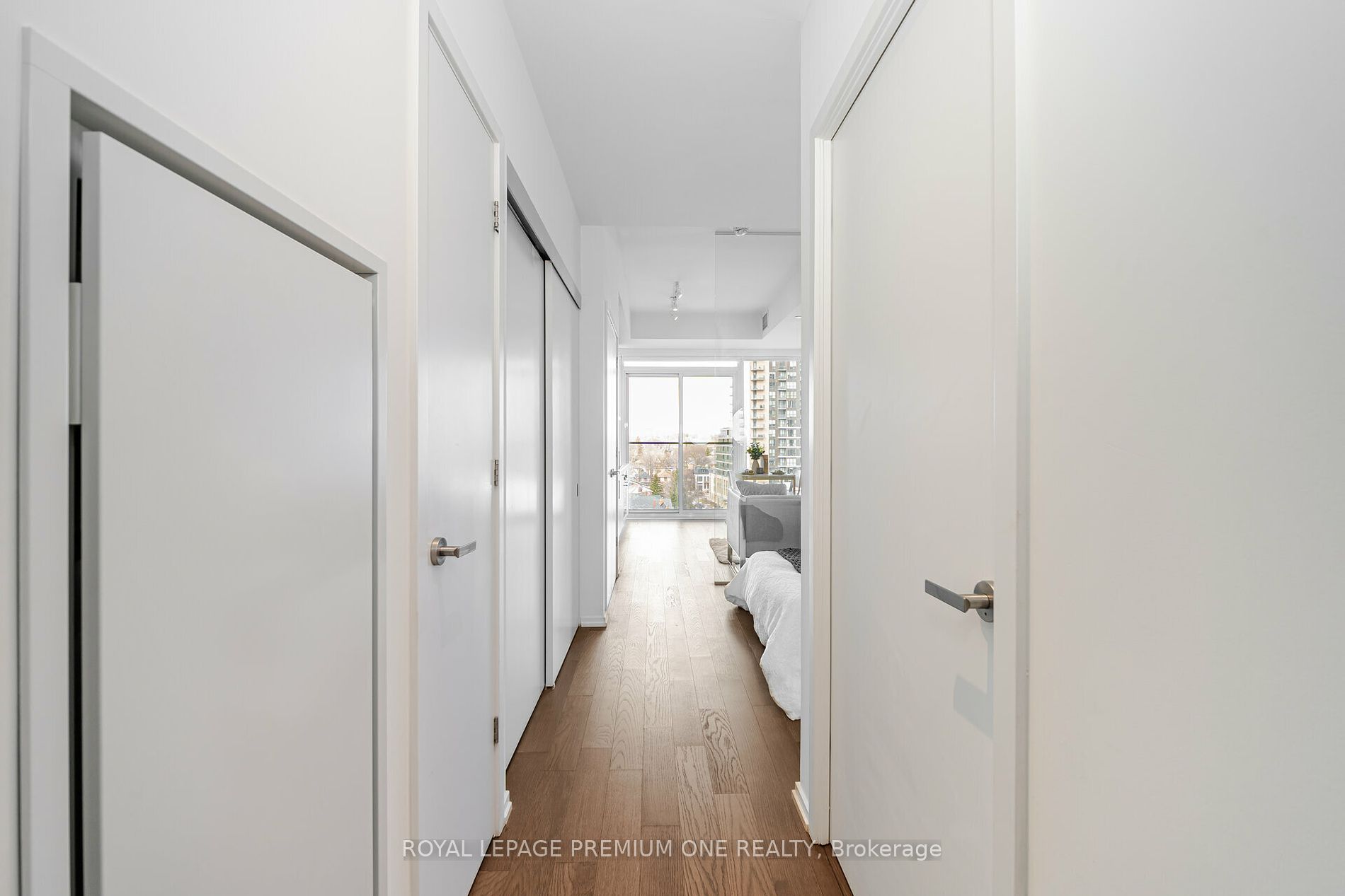 8 Hillsdale Avenue, #923