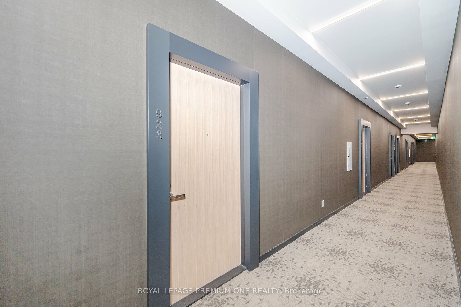 8 Hillsdale Avenue, #923