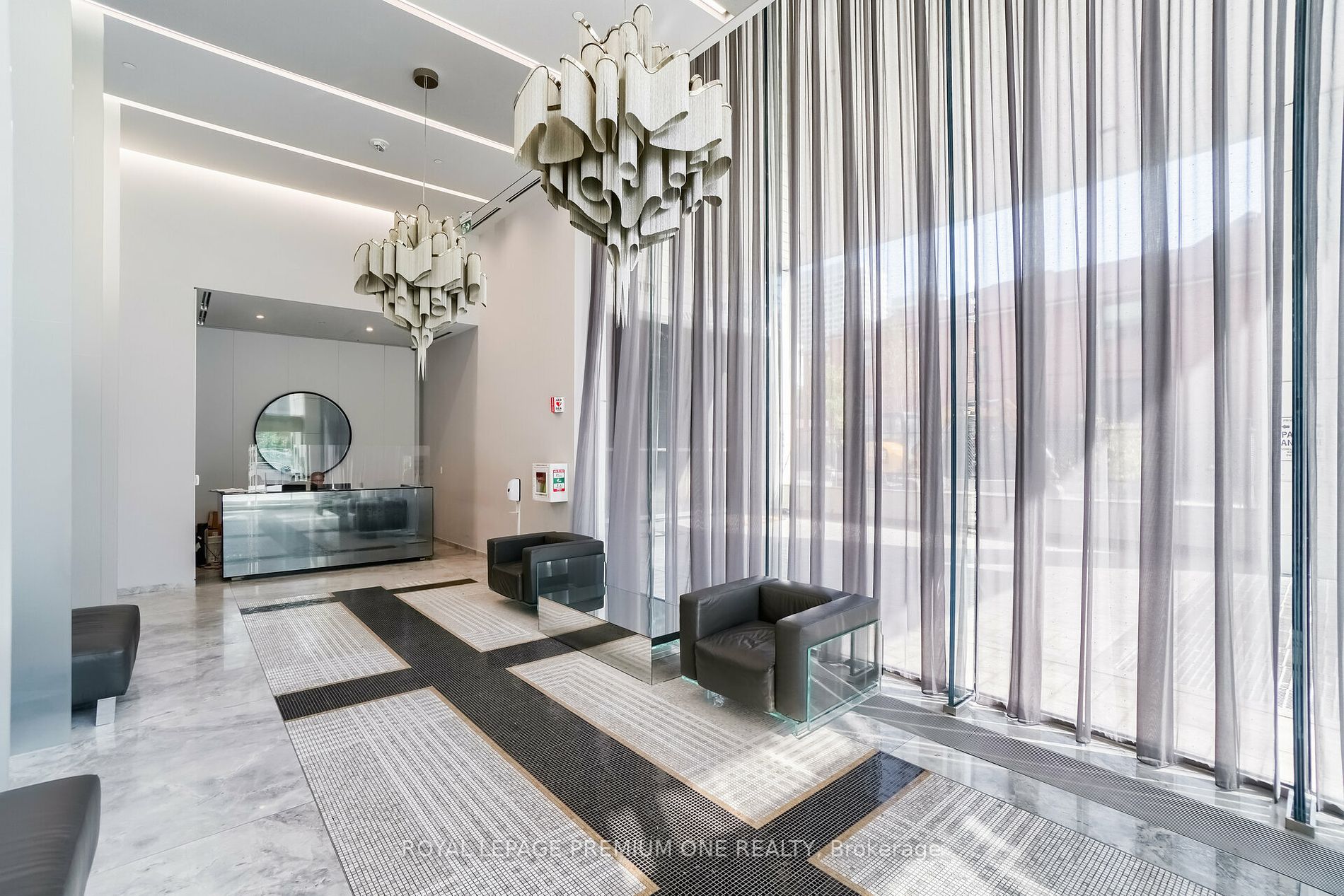 8 Hillsdale Avenue, #923