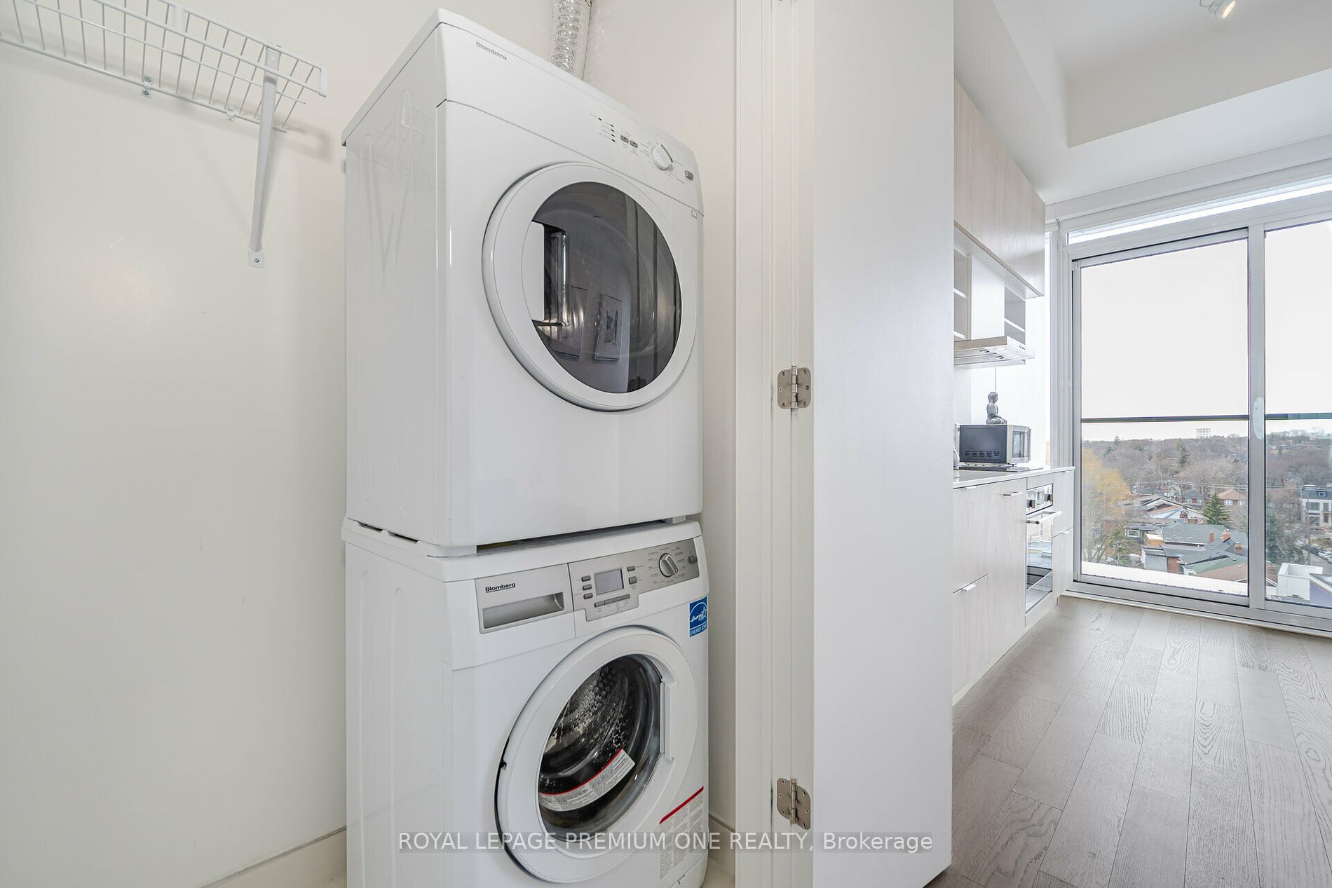 8 Hillsdale Avenue, #923