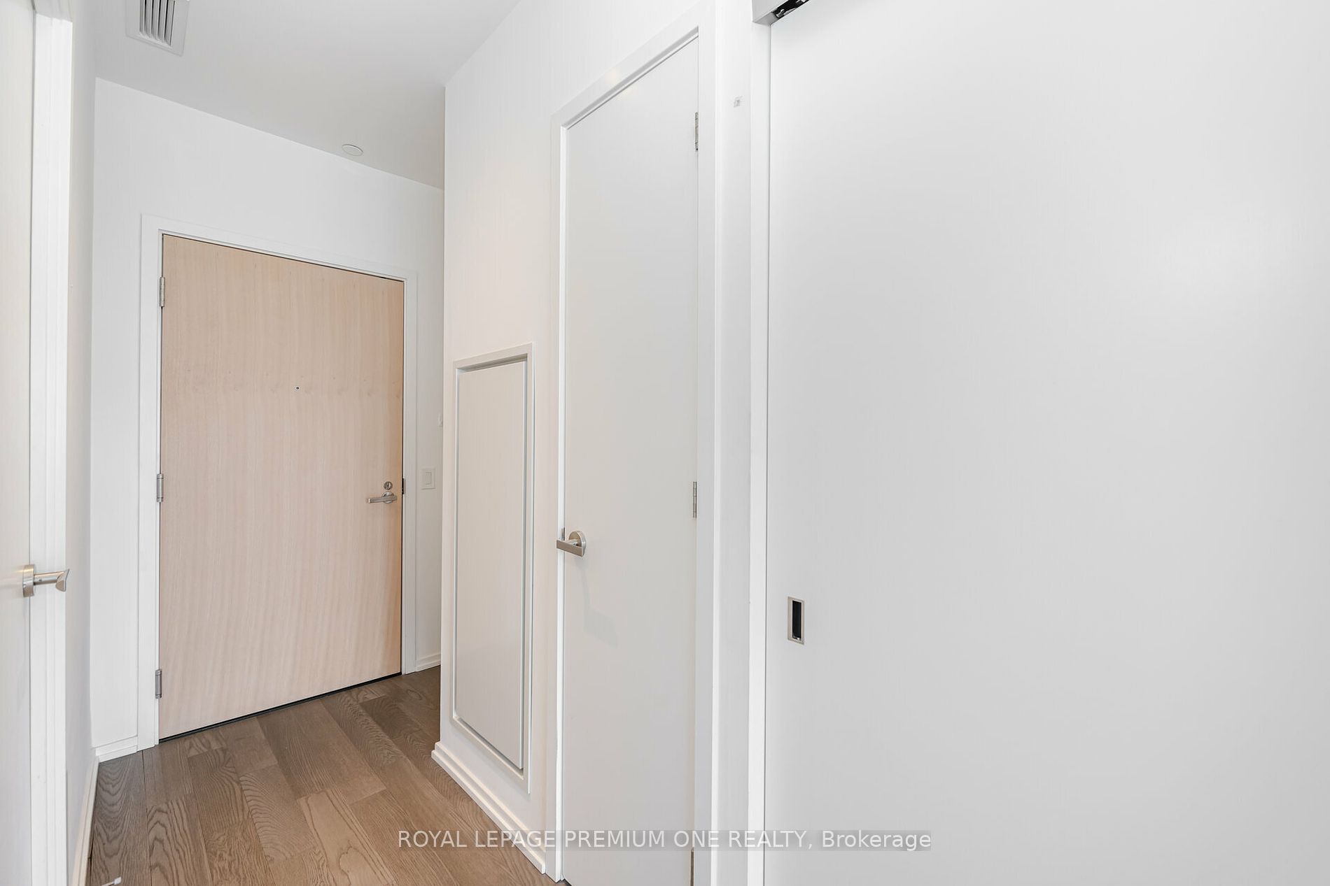 8 Hillsdale Avenue, #923