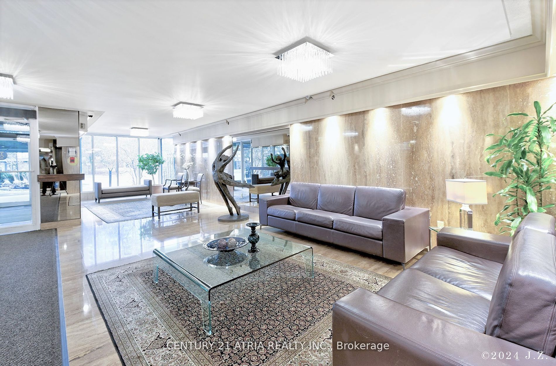 55 Skymark Drive, #605