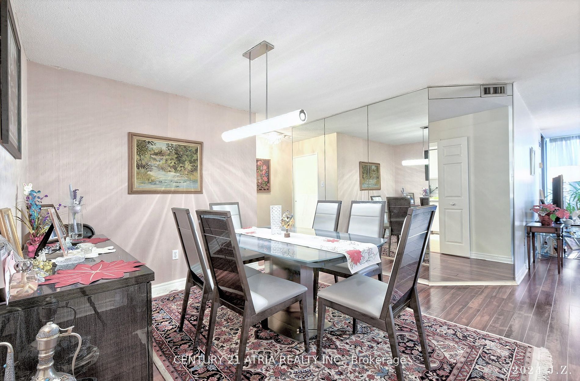 55 Skymark Drive, #605