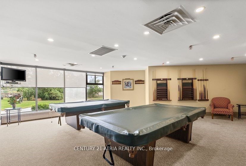 55 Skymark Drive, #605