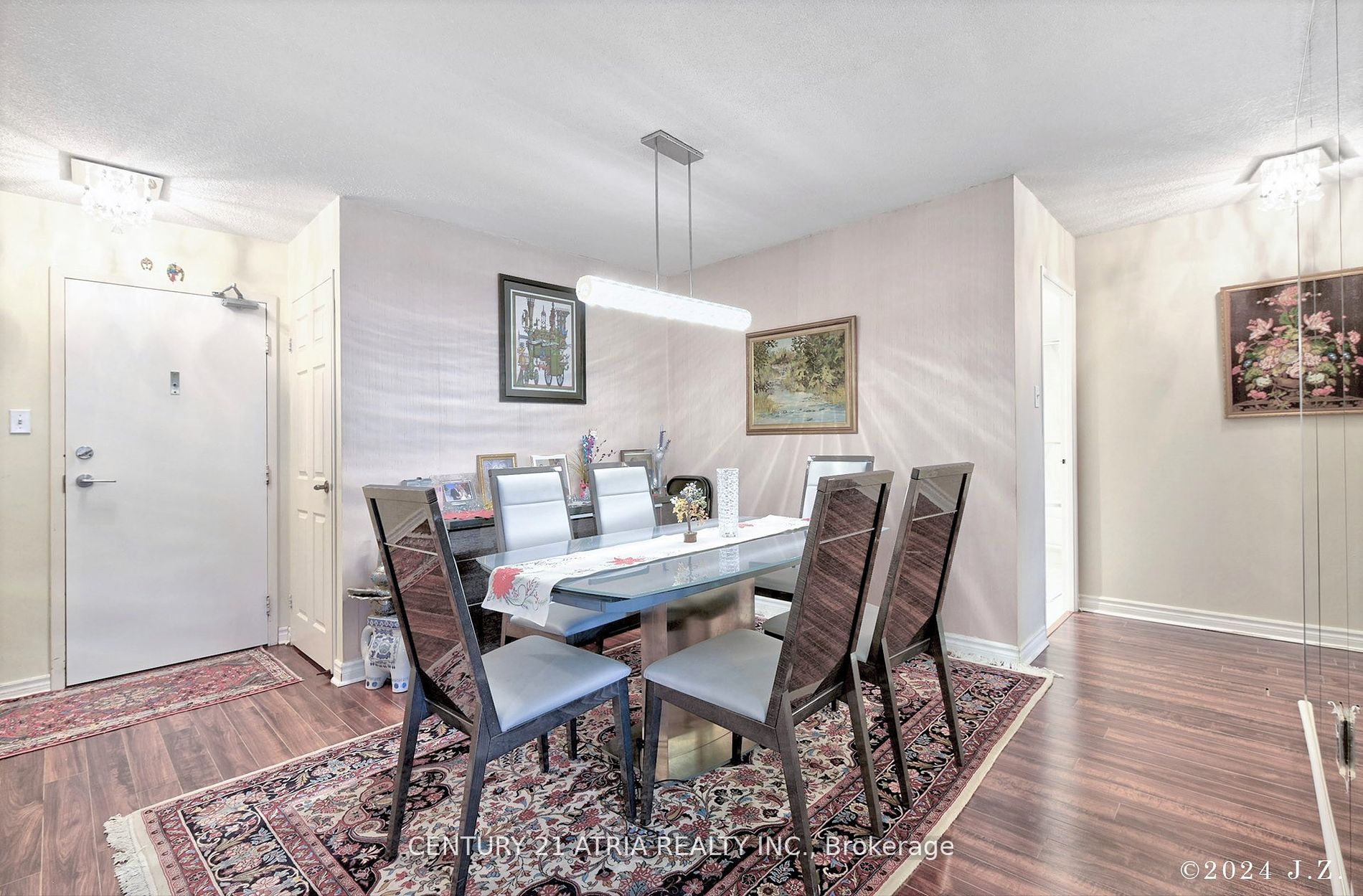 55 Skymark Drive, #605