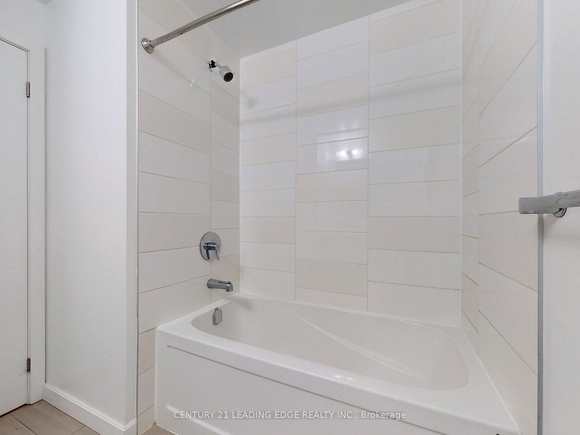 50 Forest Manor Rd, #1705