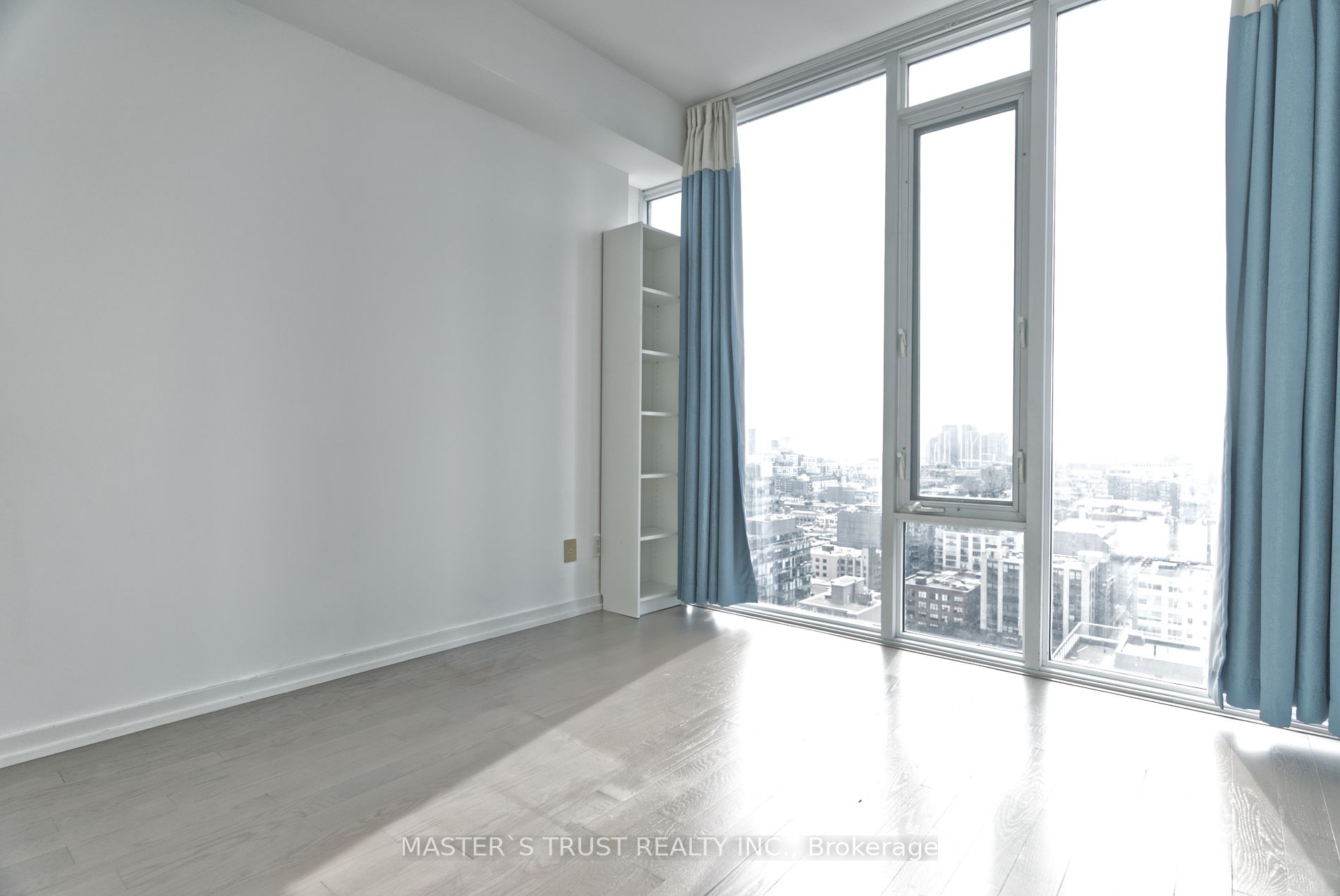 101 Peter St, #2511