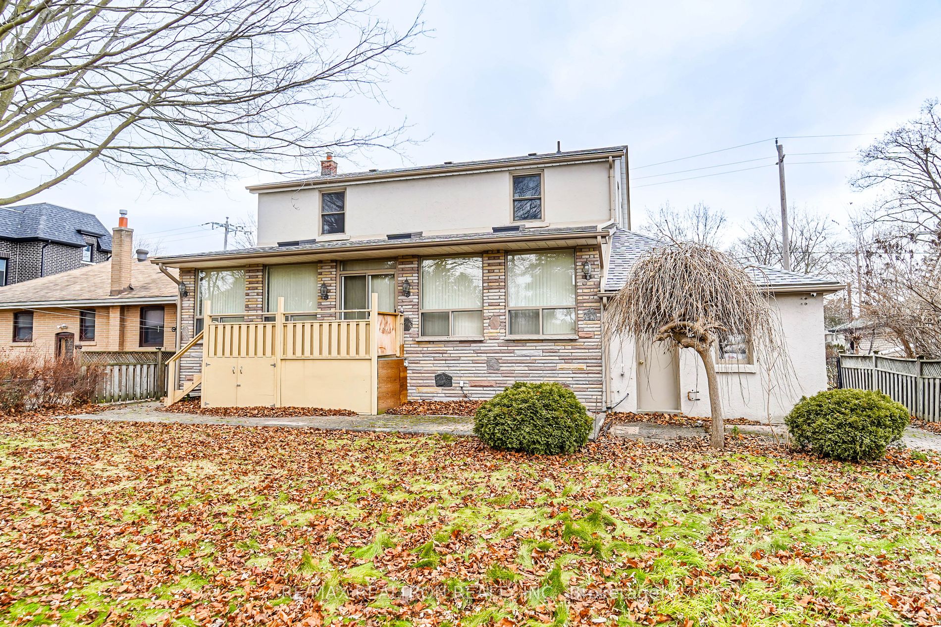 599 Conacher Drive